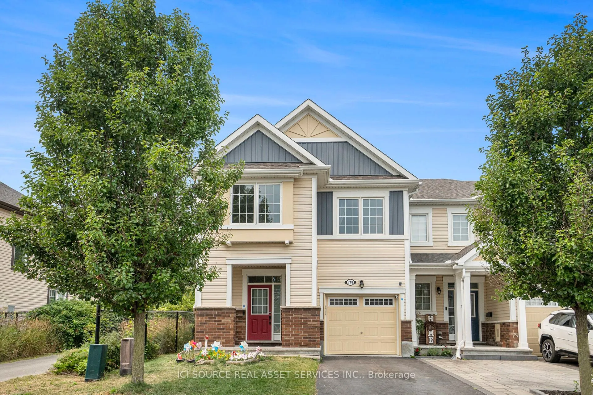 748 Mayfly Crescent