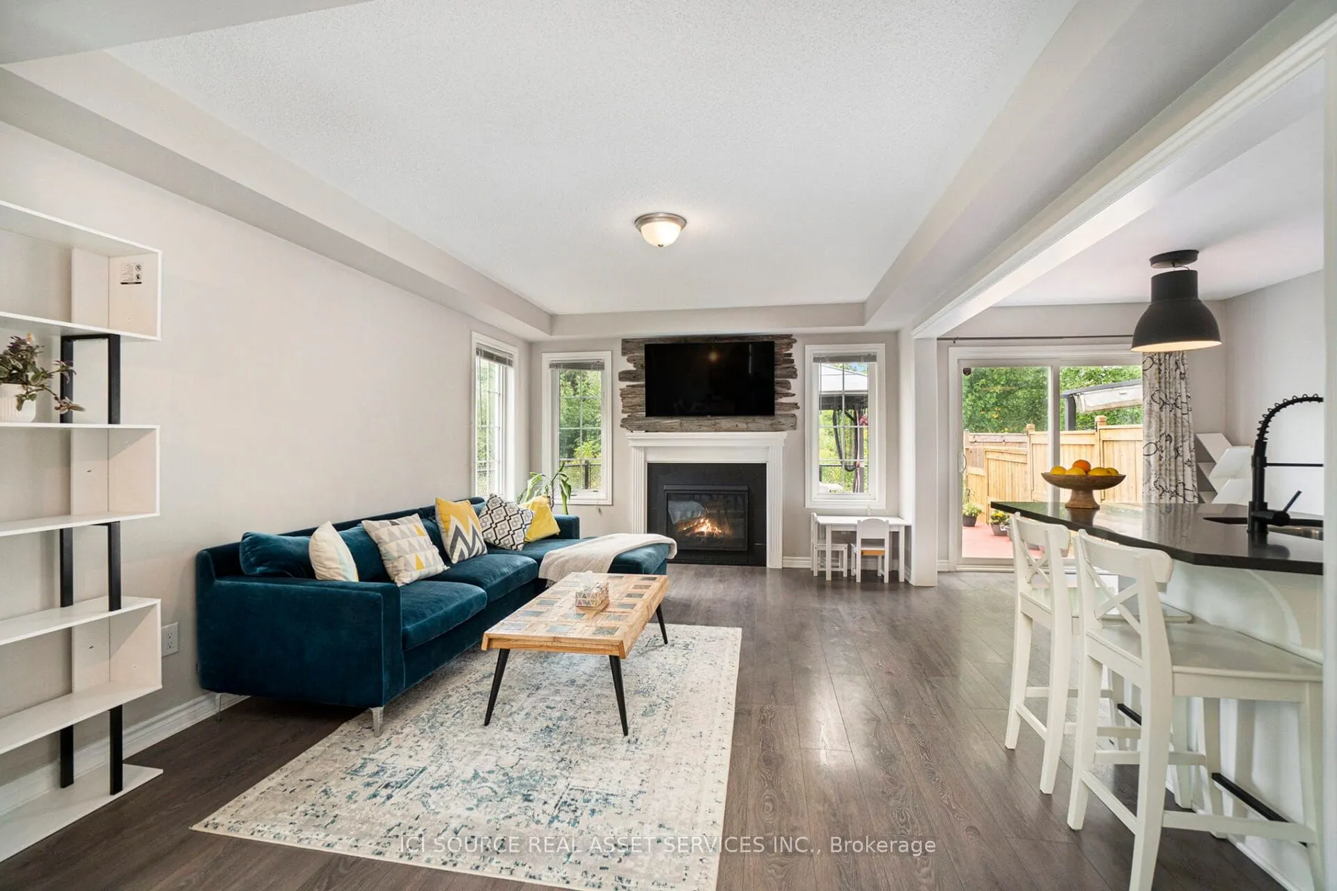 748 Mayfly Crescent