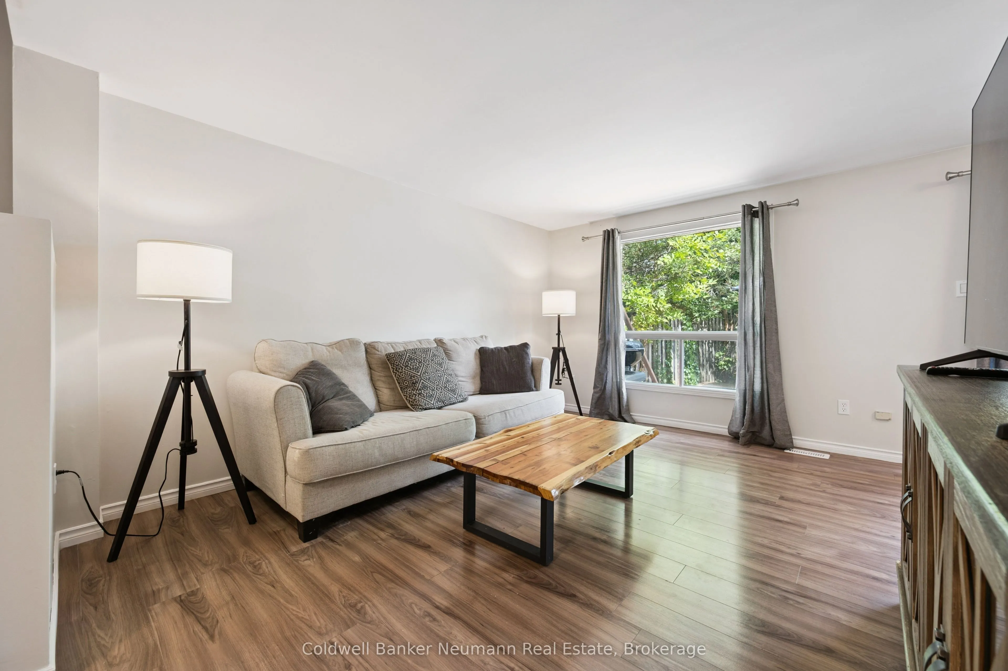 29 Grandridge Crescent