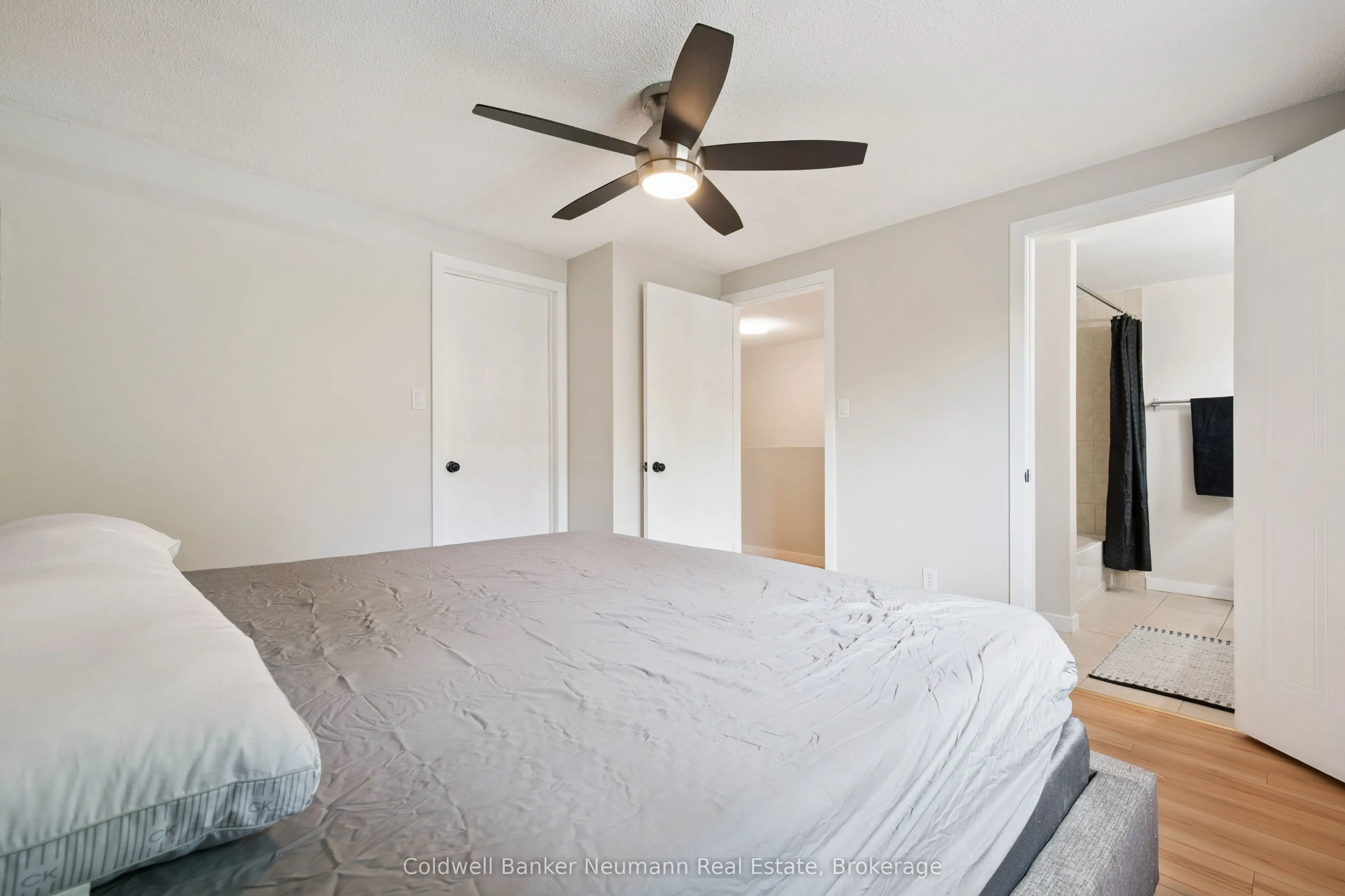 29 Grandridge Crescent