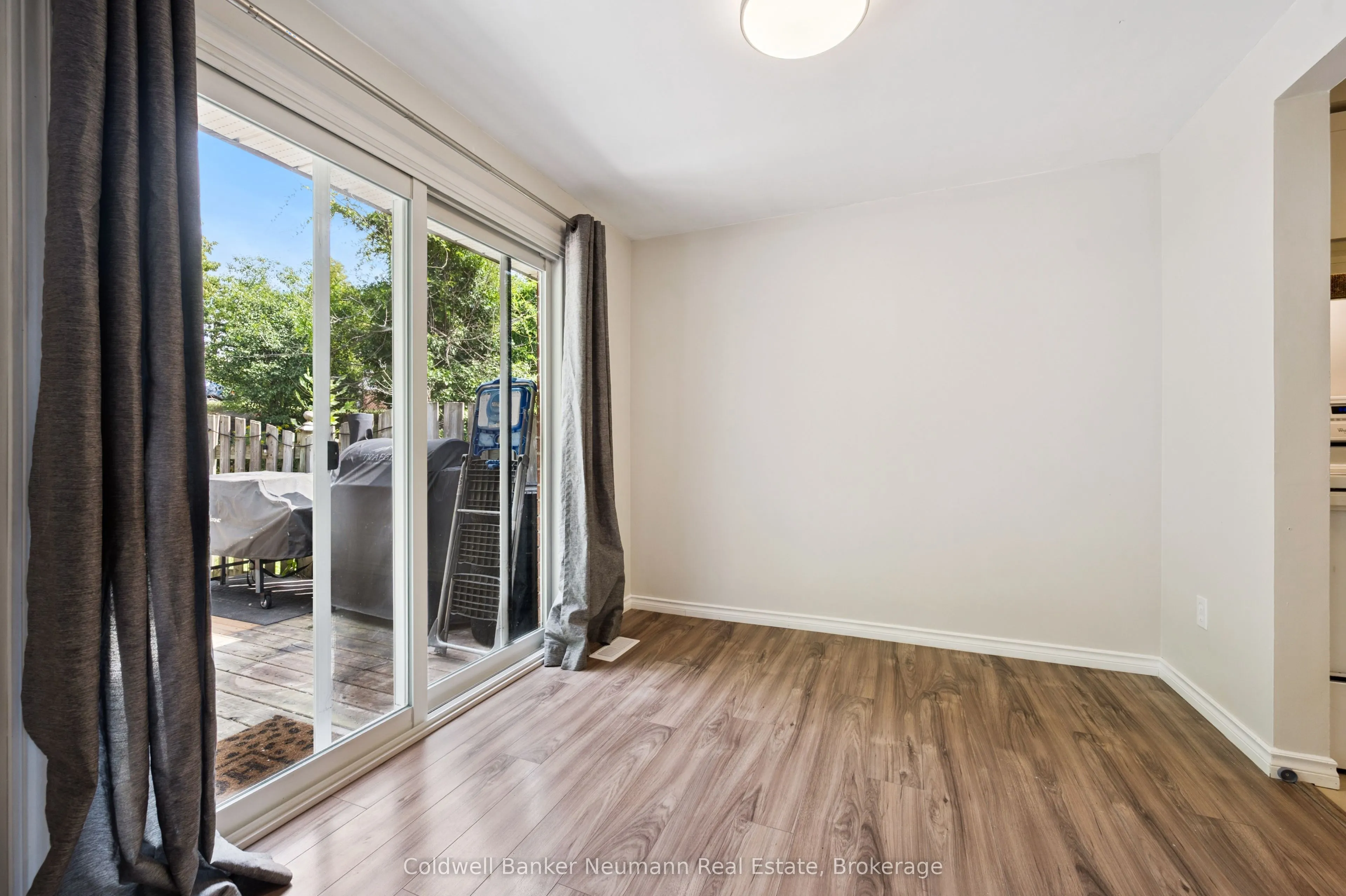 29 Grandridge Crescent
