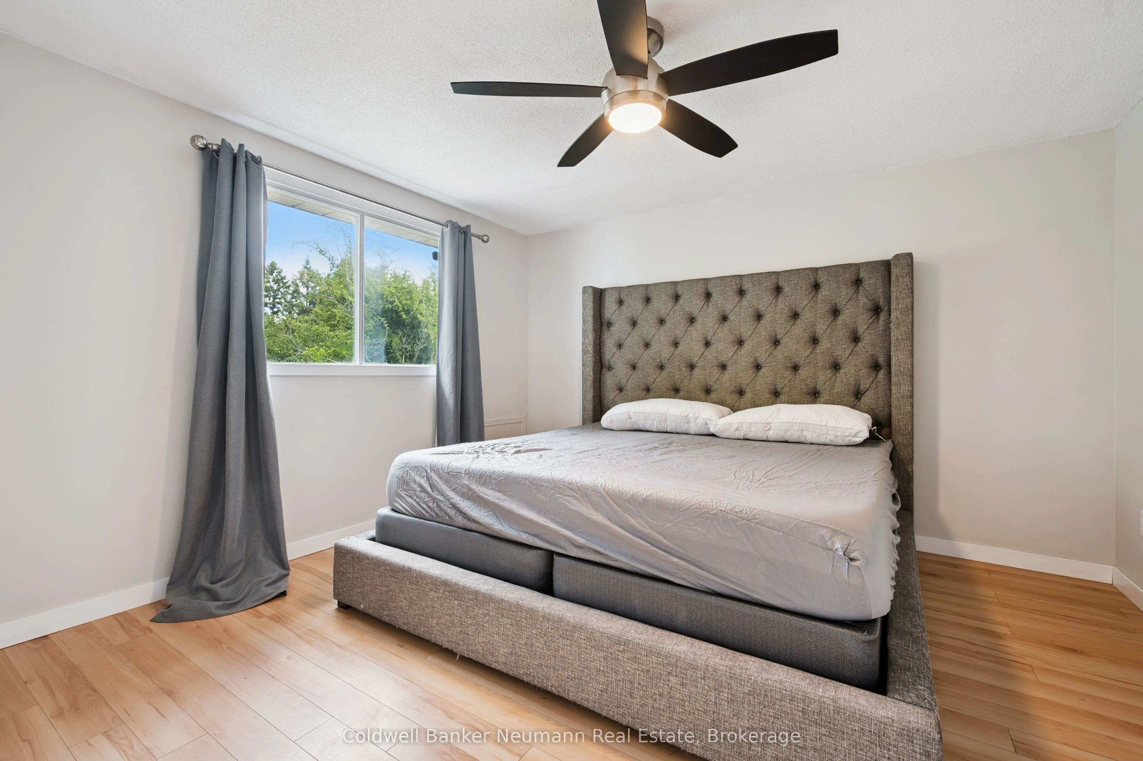 29 Grandridge Crescent