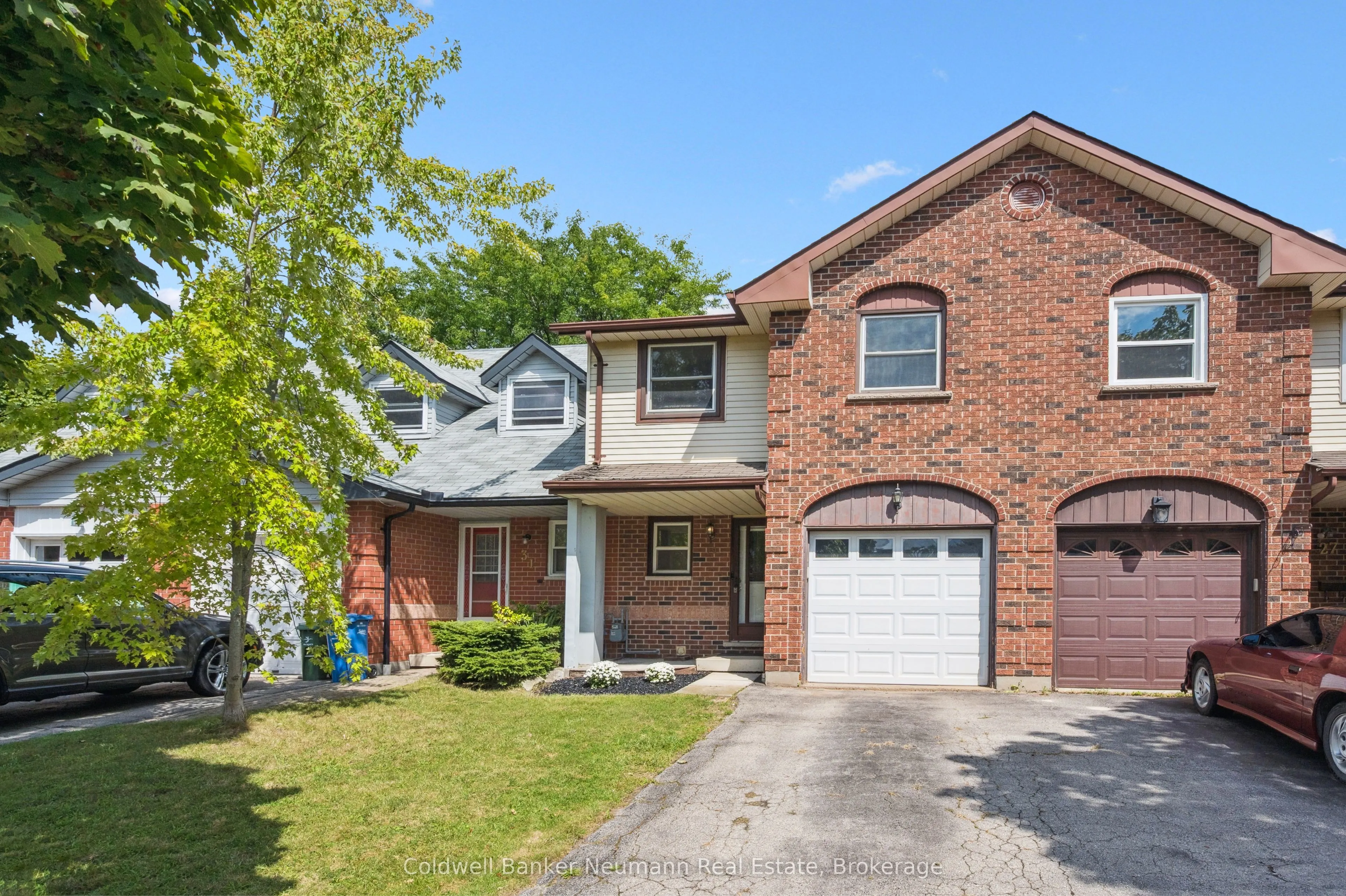 29 Grandridge Crescent
