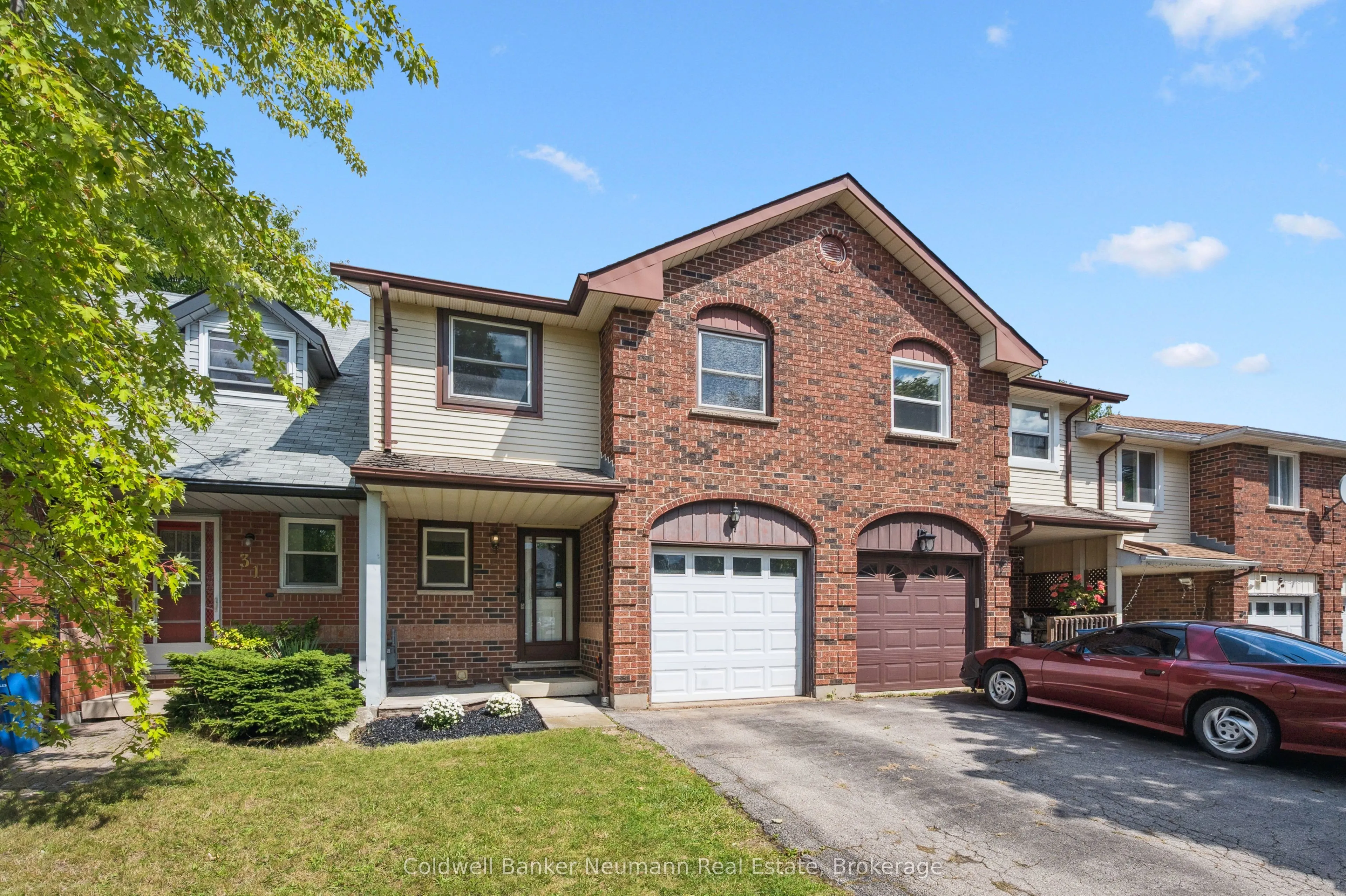 29 Grandridge Crescent