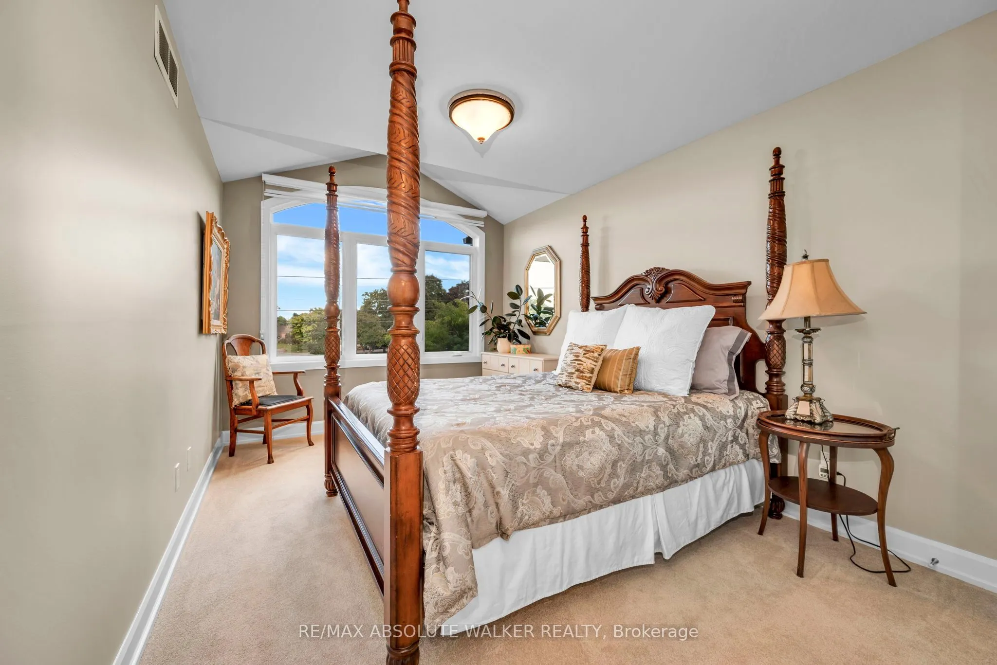 502 Moodie Drive
