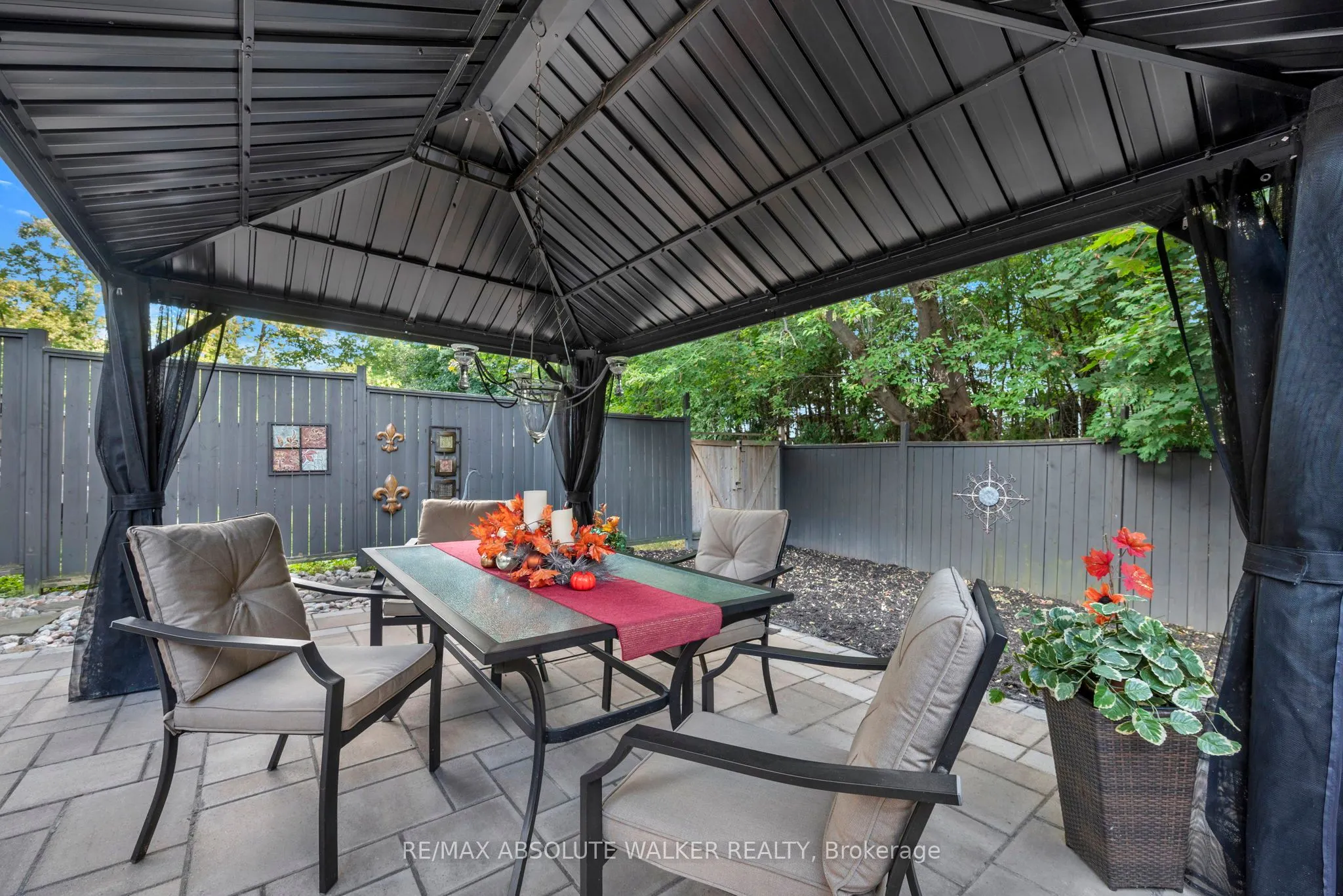 502 Moodie Drive