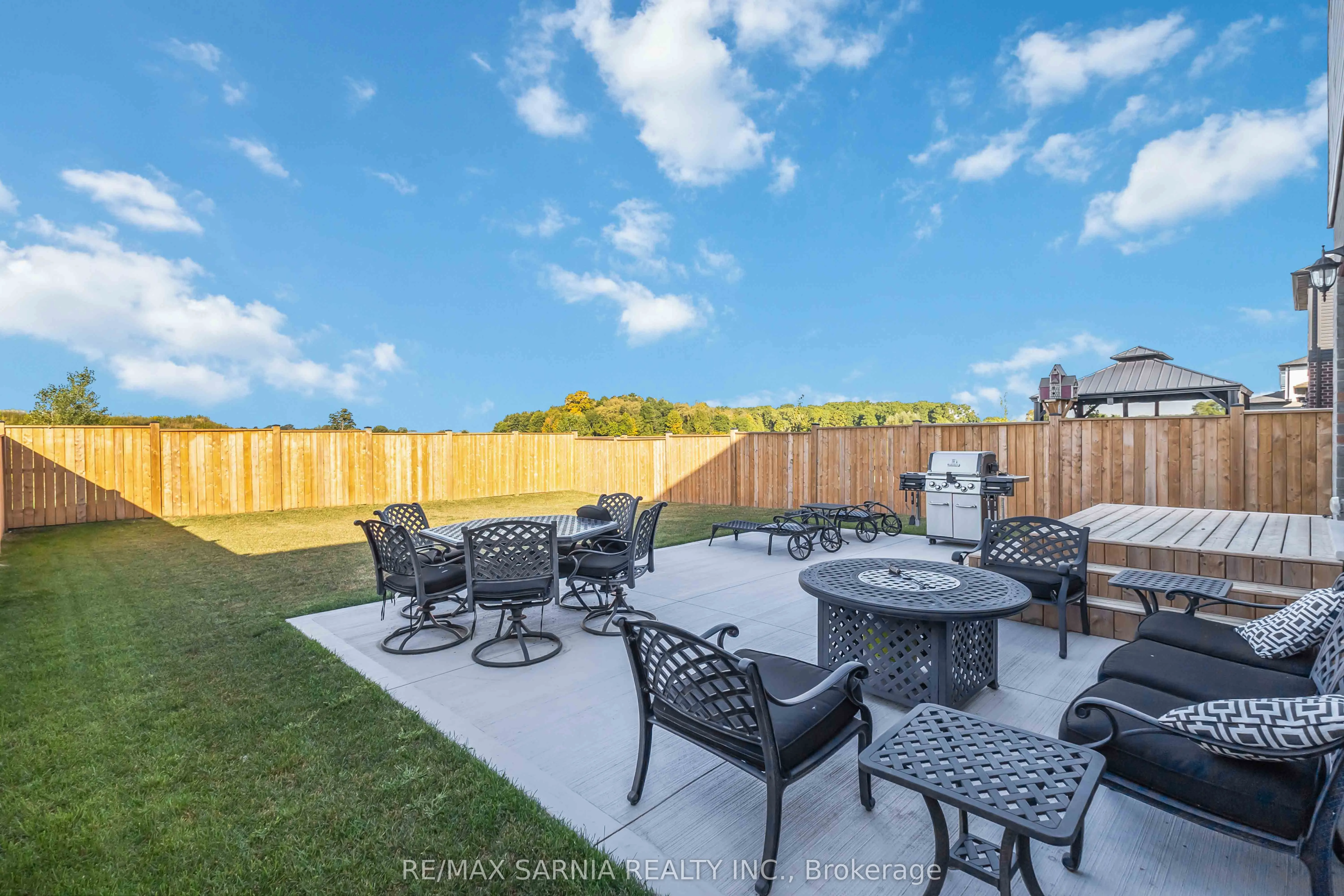 63 Rosina Lane