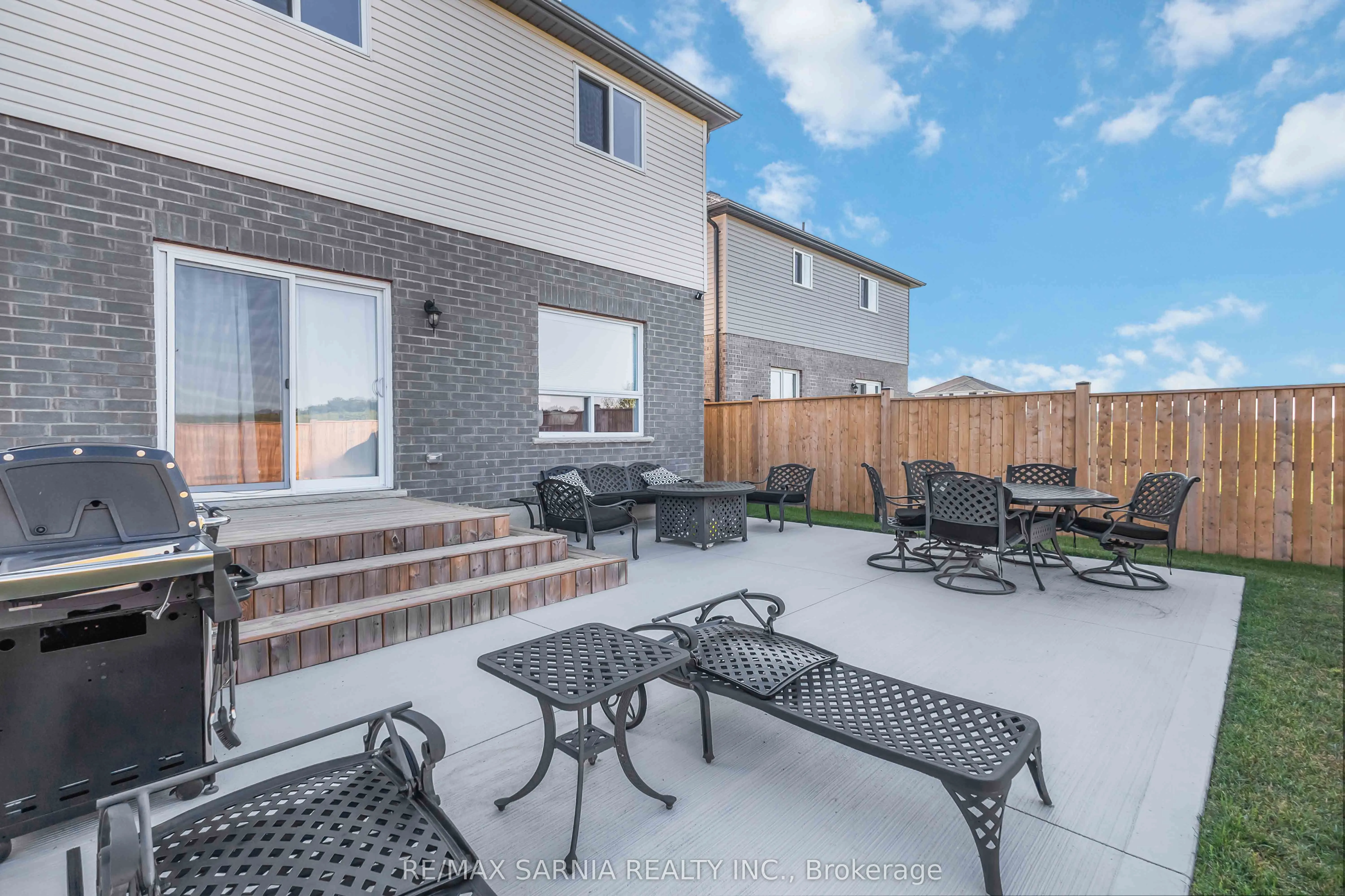 63 Rosina Lane