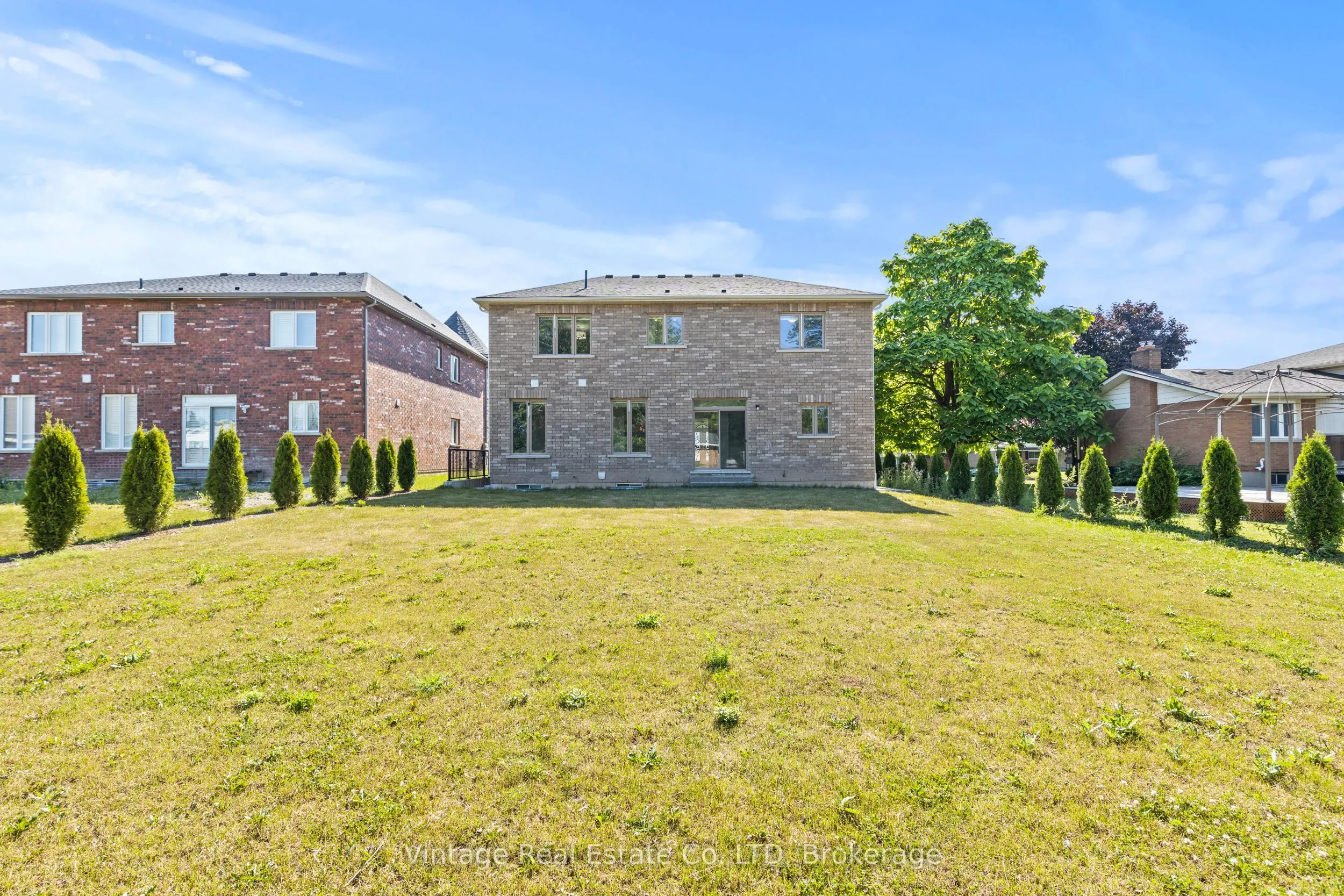 1127 Kennedy Drive