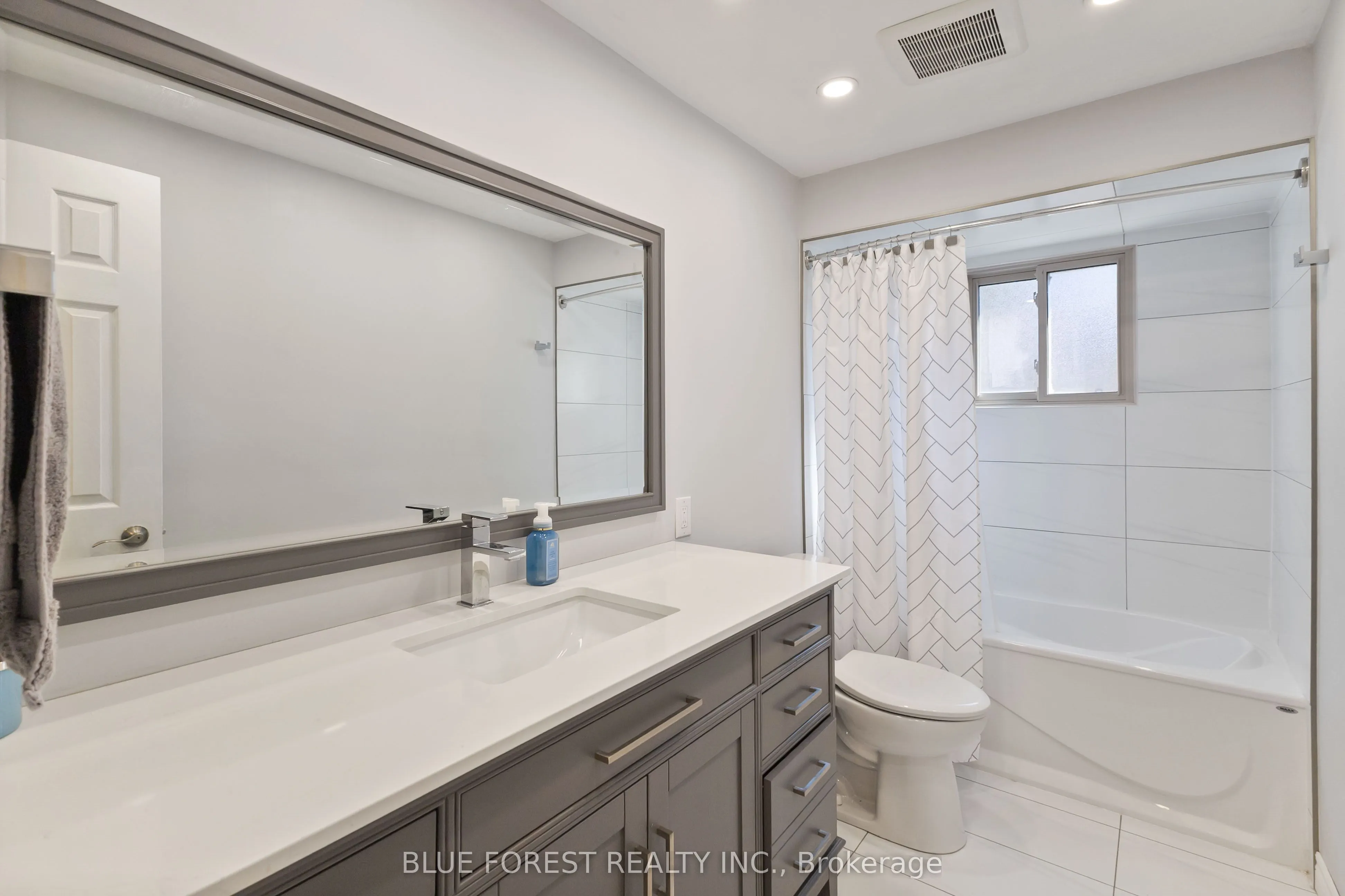 346 Blackacres Boulevard