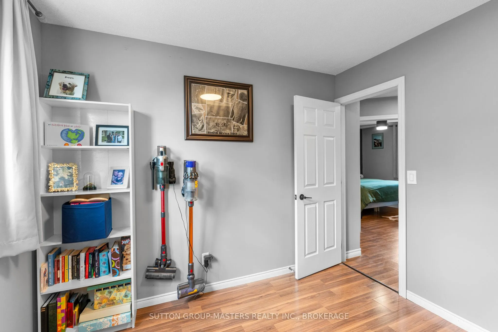 883 Old Colony Road