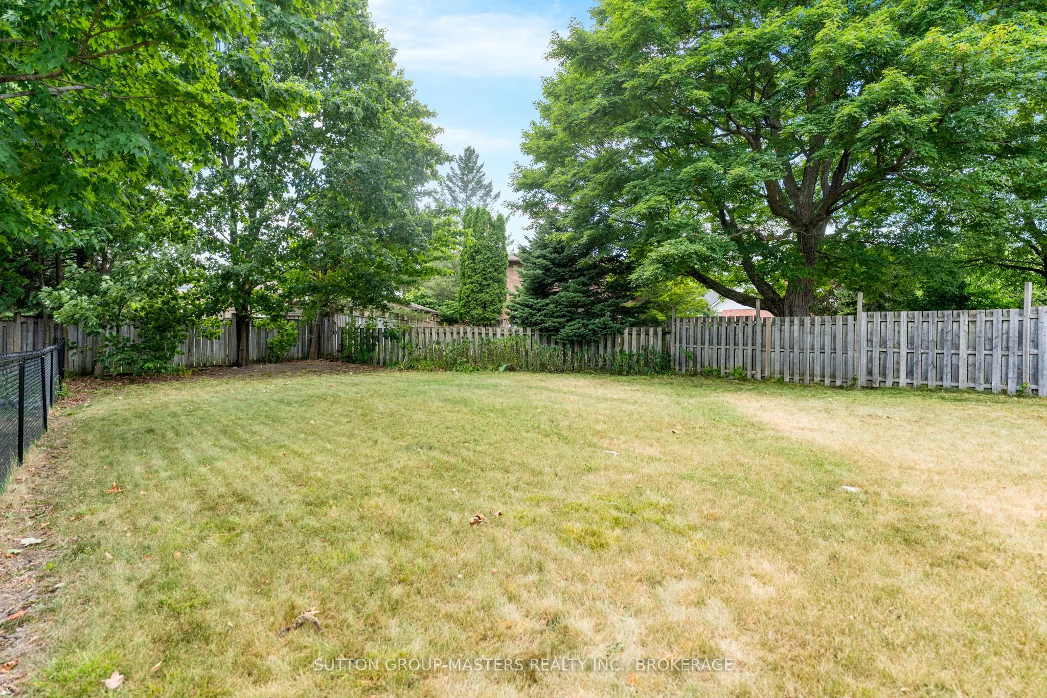 883 Old Colony Road
