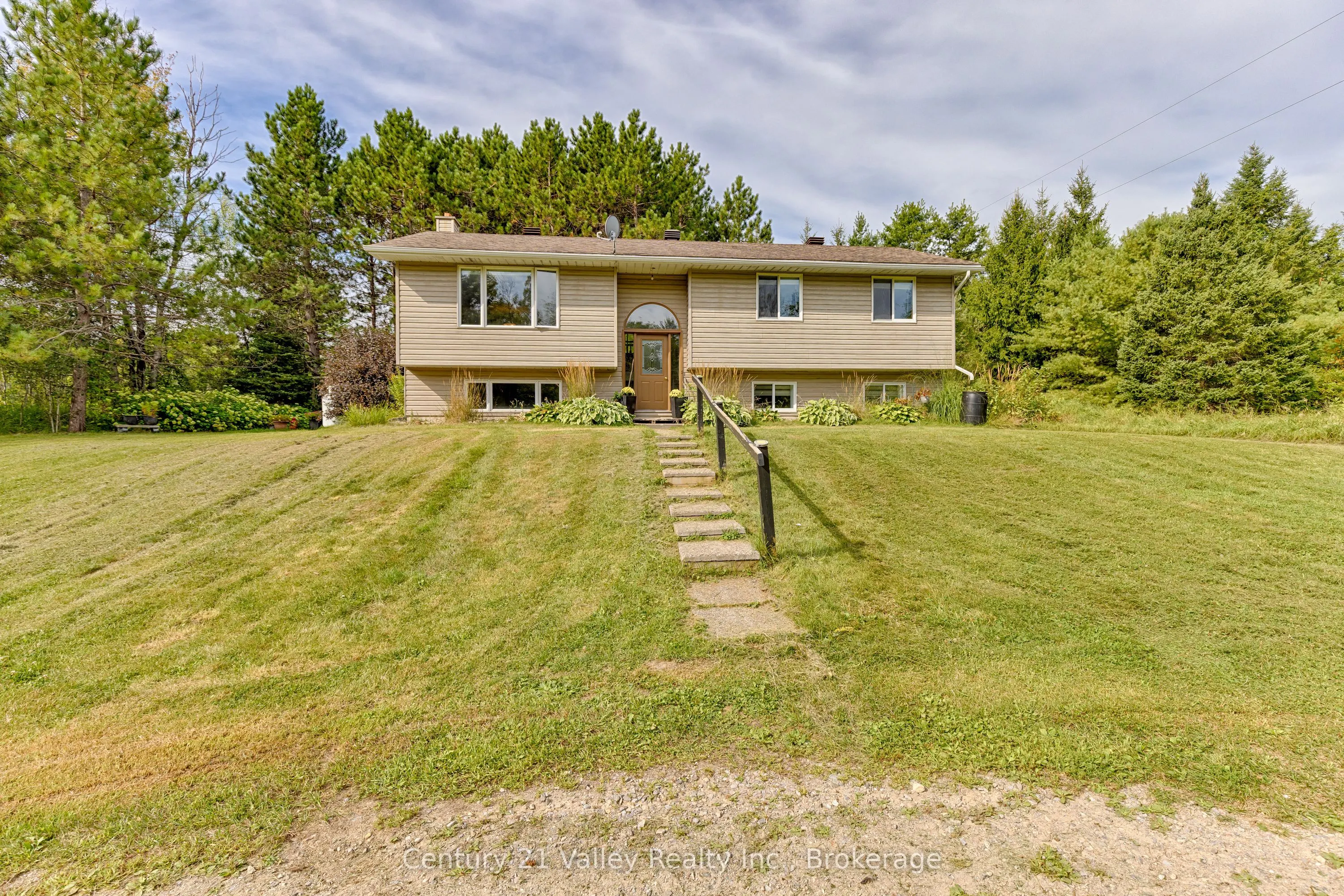 3045 Mclaughlin Road