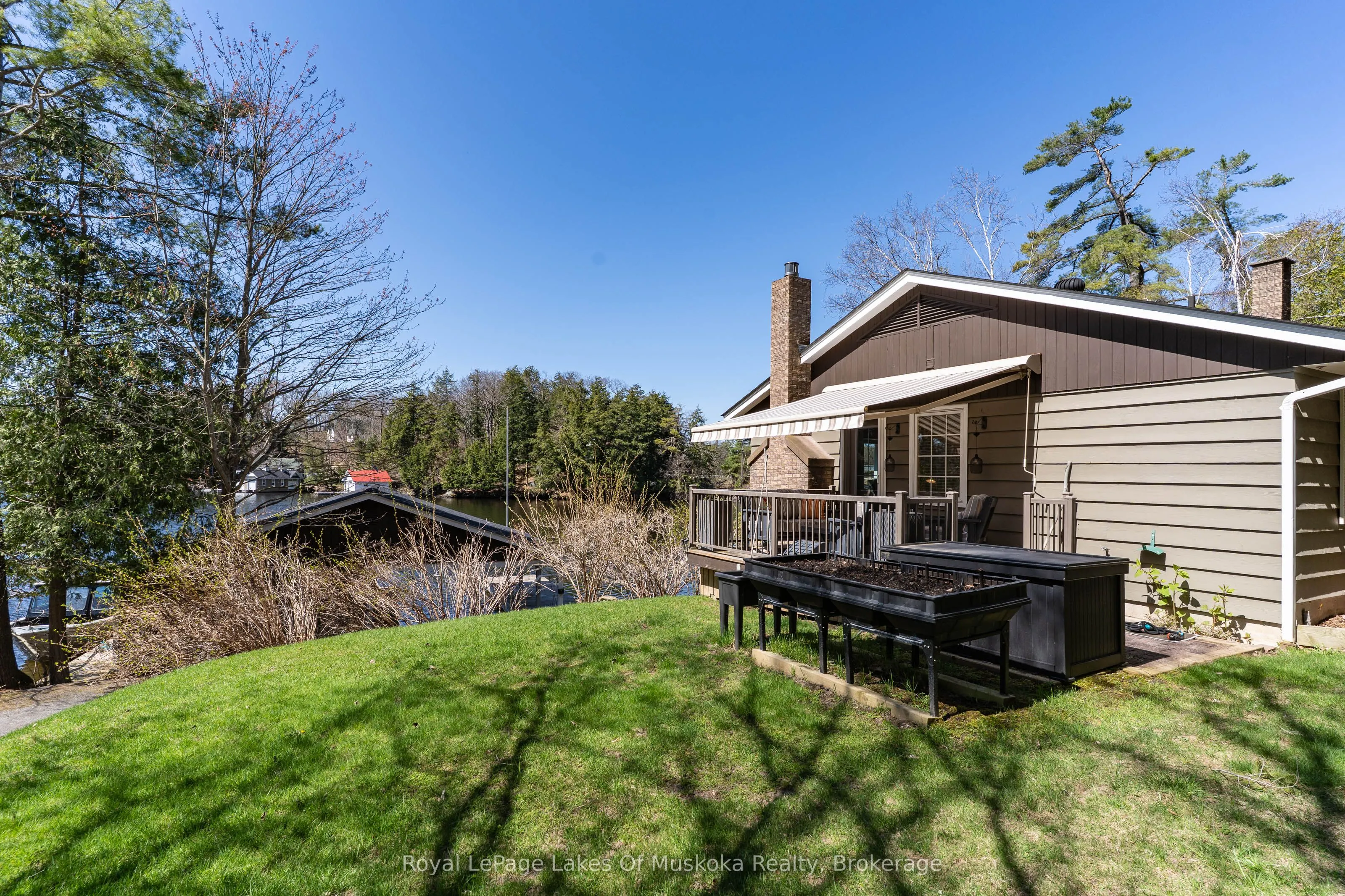 1027 Old Bridge Road, #4
