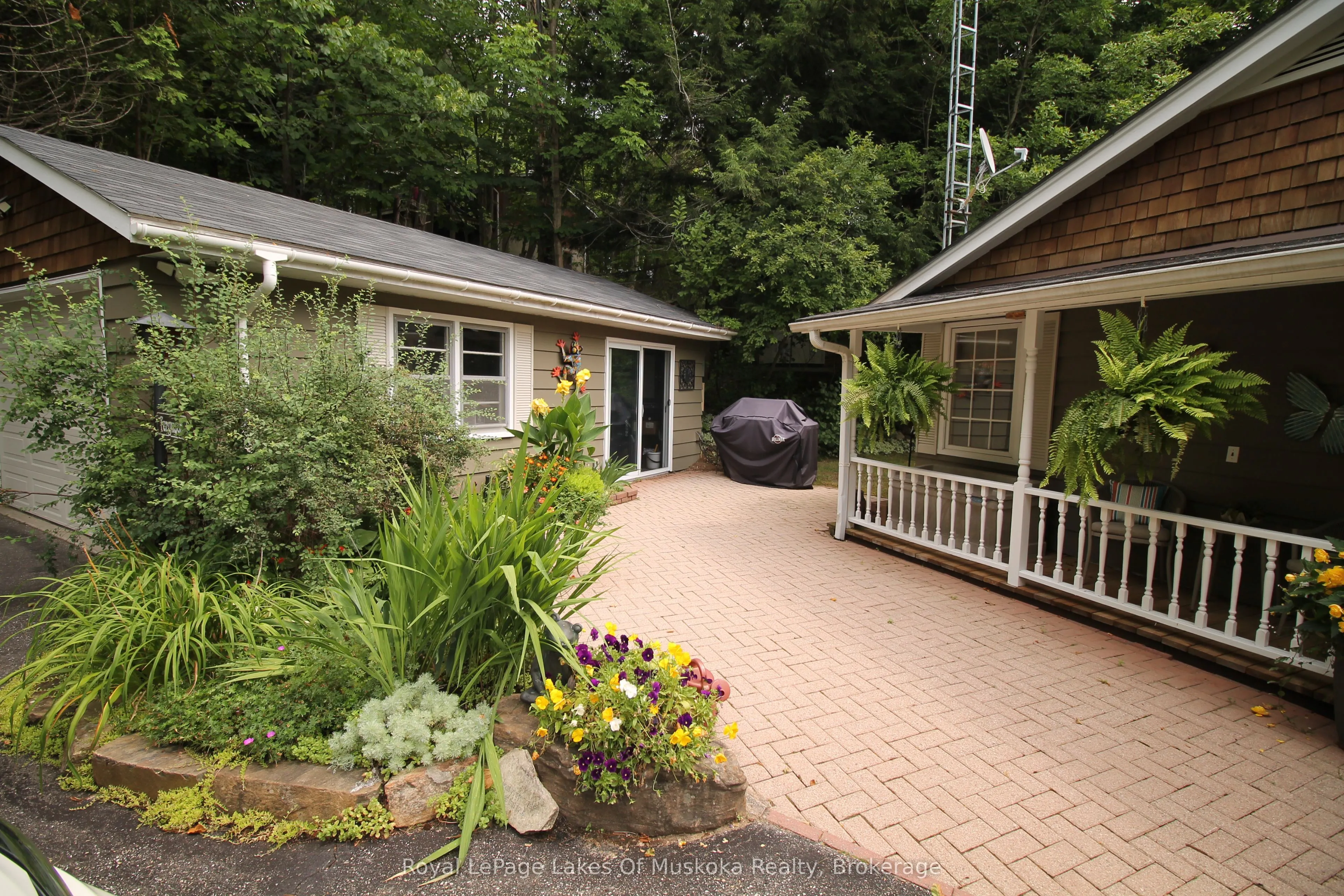 1027 Old Bridge Road, #4