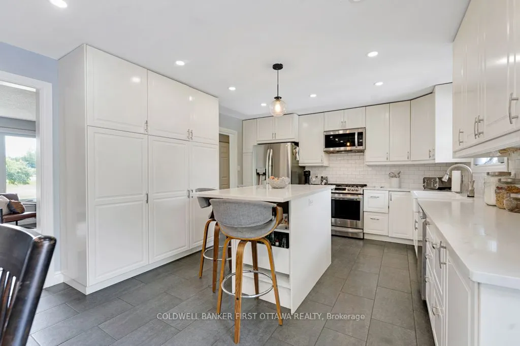 376 Napoleon Street
