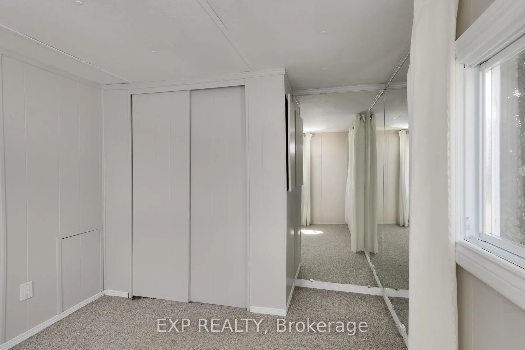 3 Willowdale Avenue
