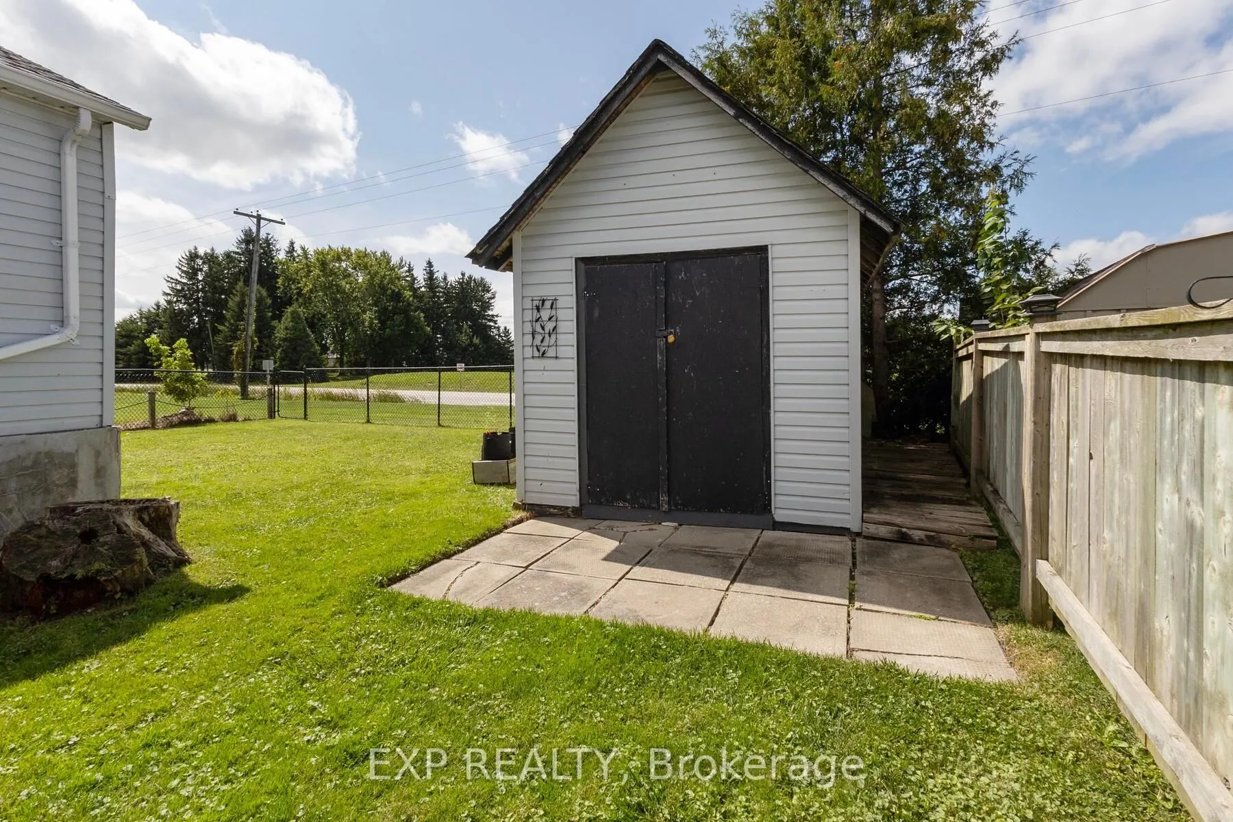 3 Willowdale Avenue