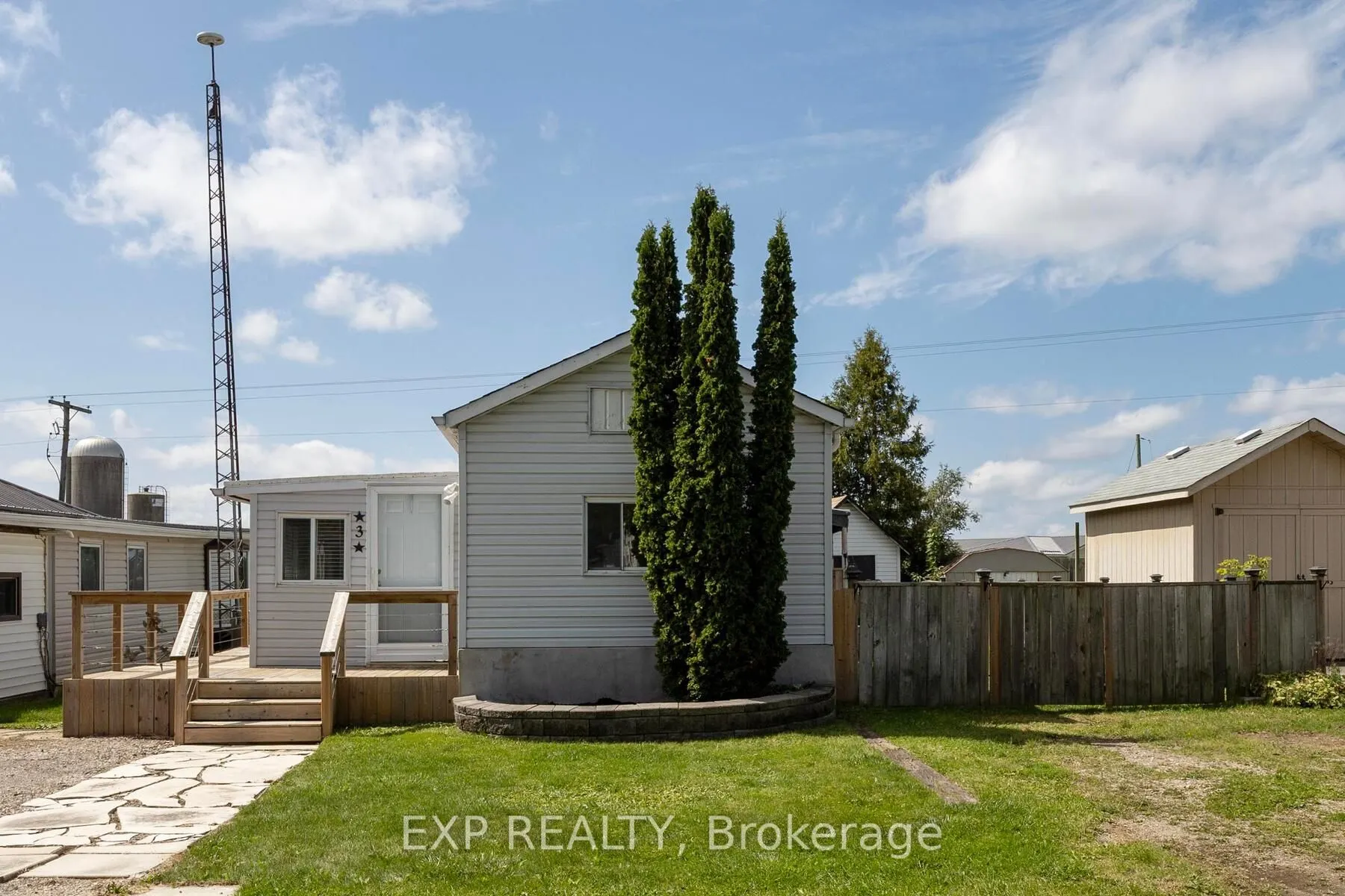3 Willowdale Avenue