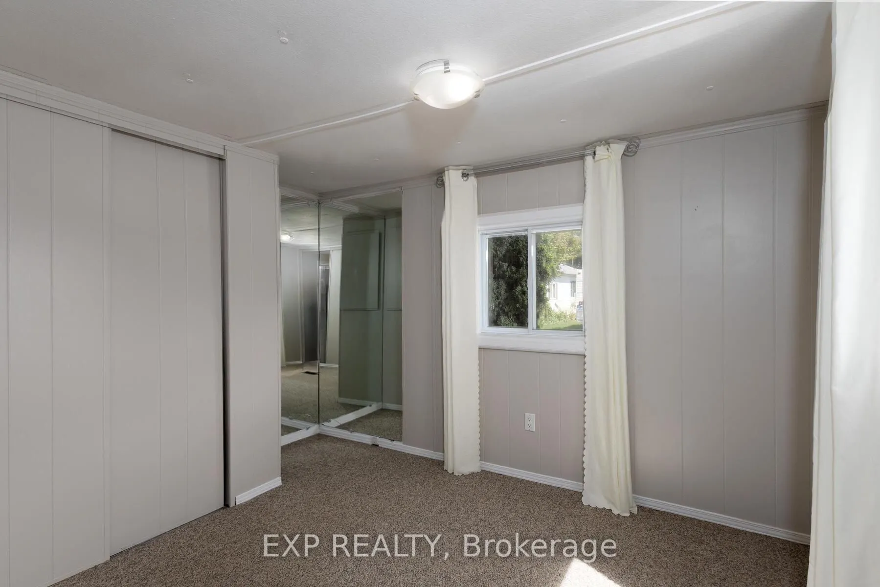 3 Willowdale Avenue