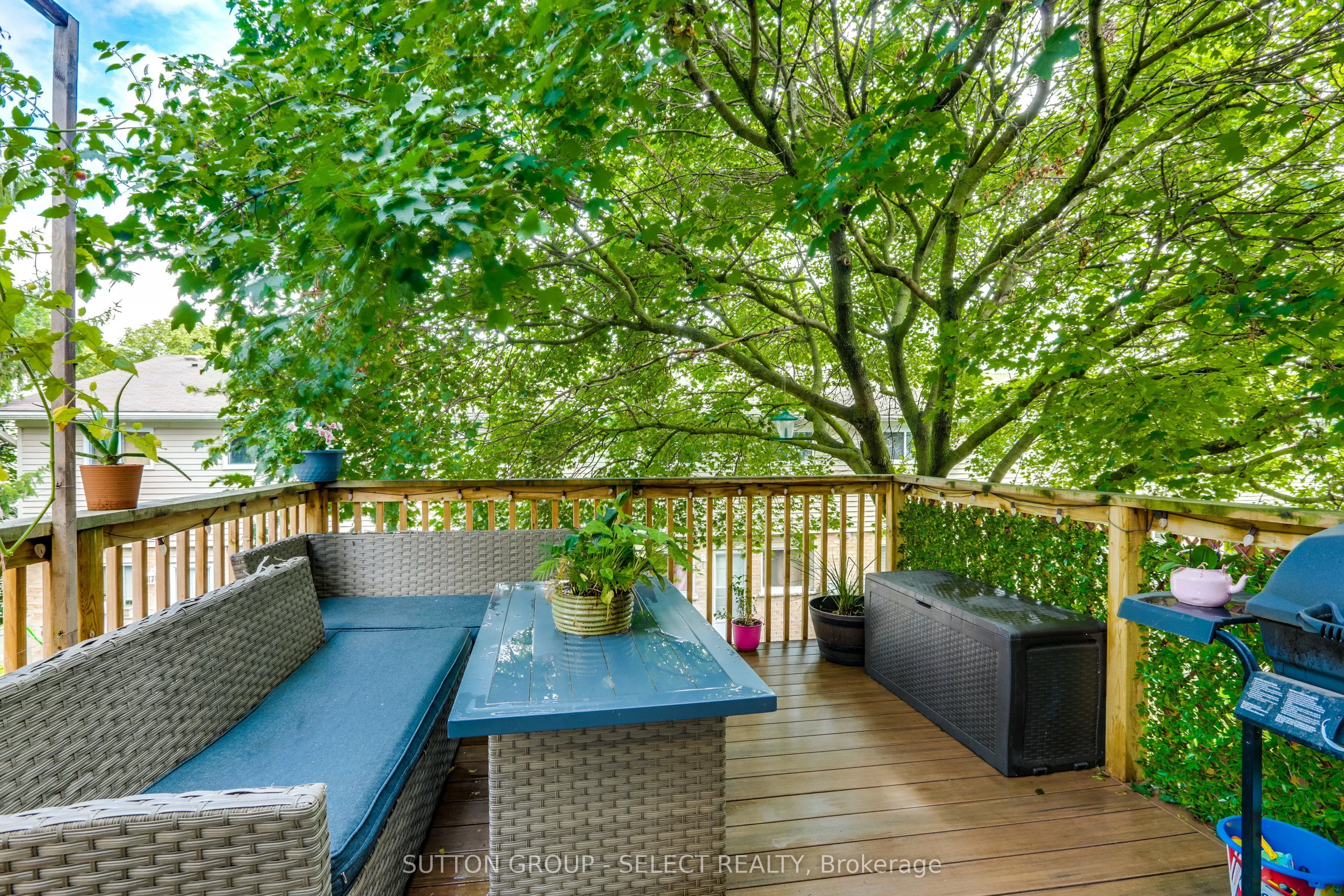320 Westminster Avenue, #7