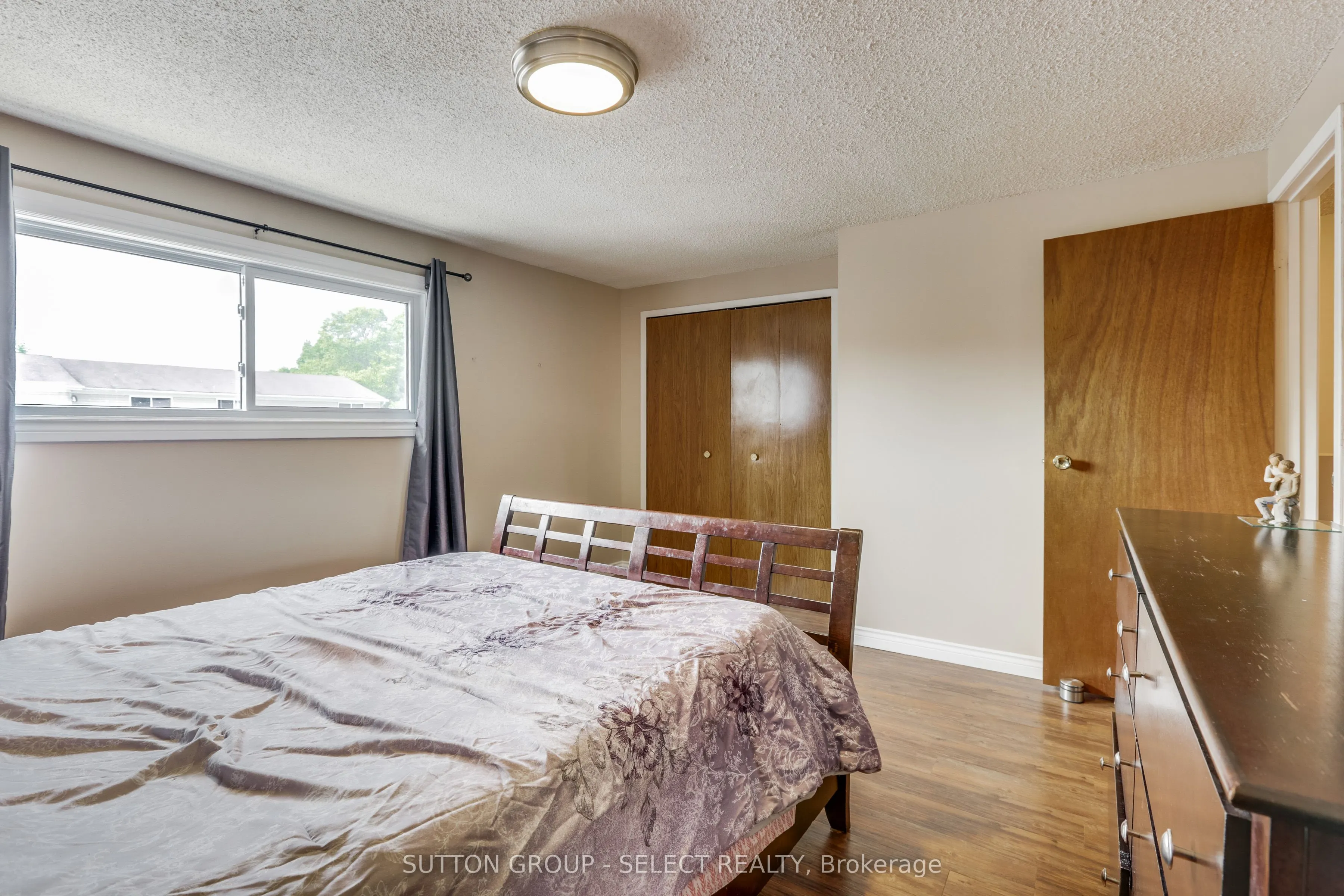 320 Westminster Avenue, #7
