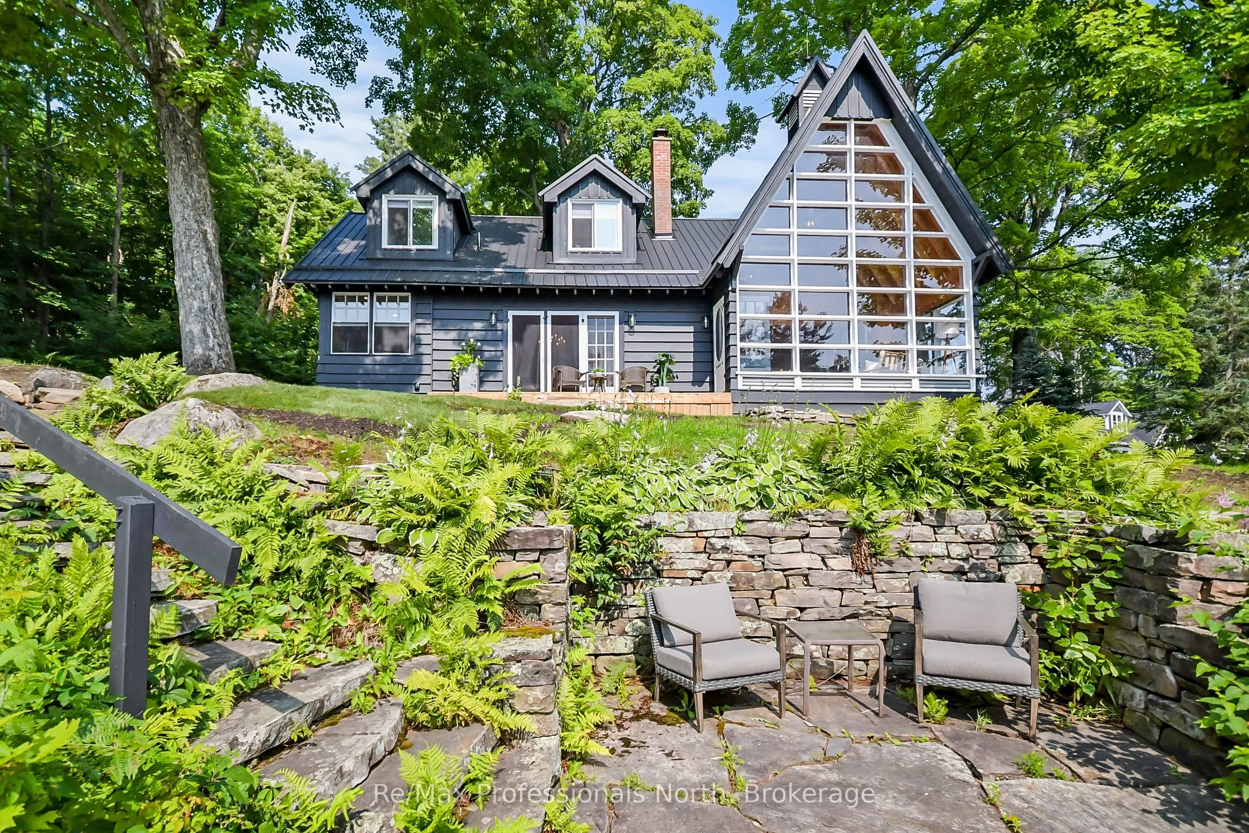 95 PEN LAKE POINT Road