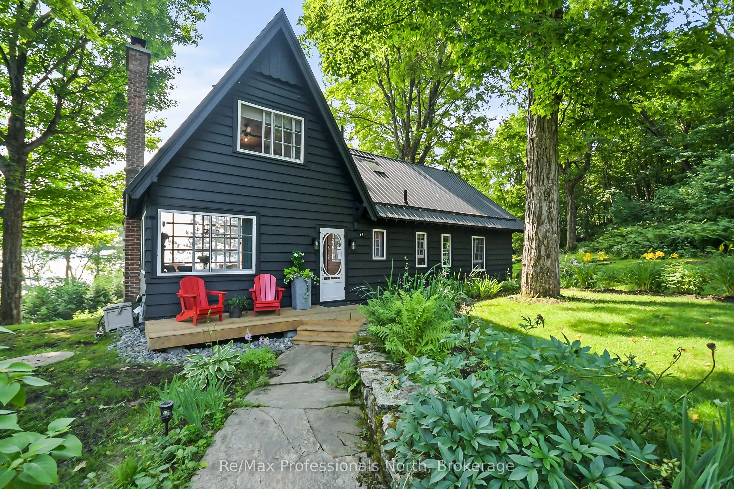95 PEN LAKE POINT Road