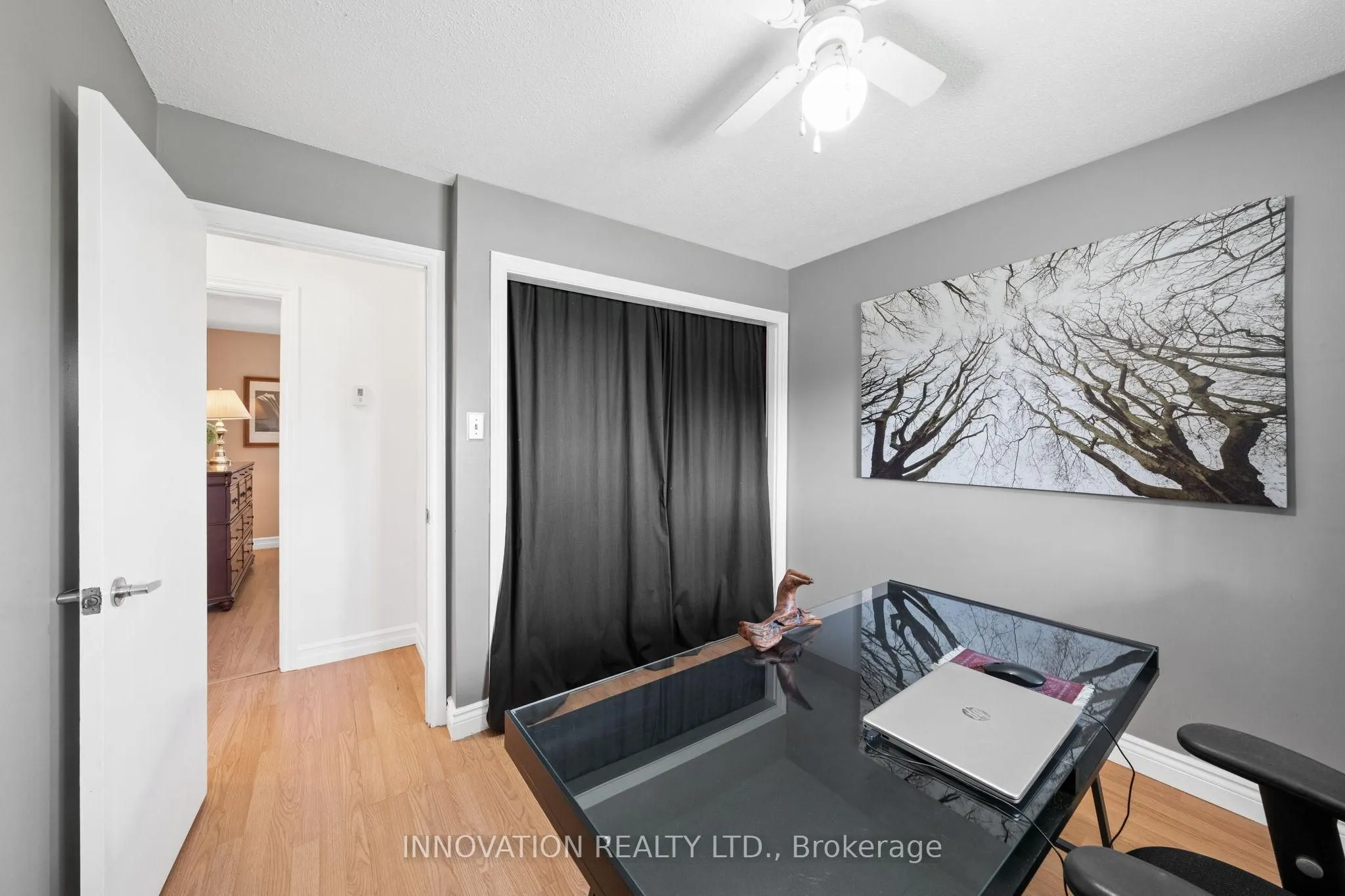 4001 Dunrobin Road