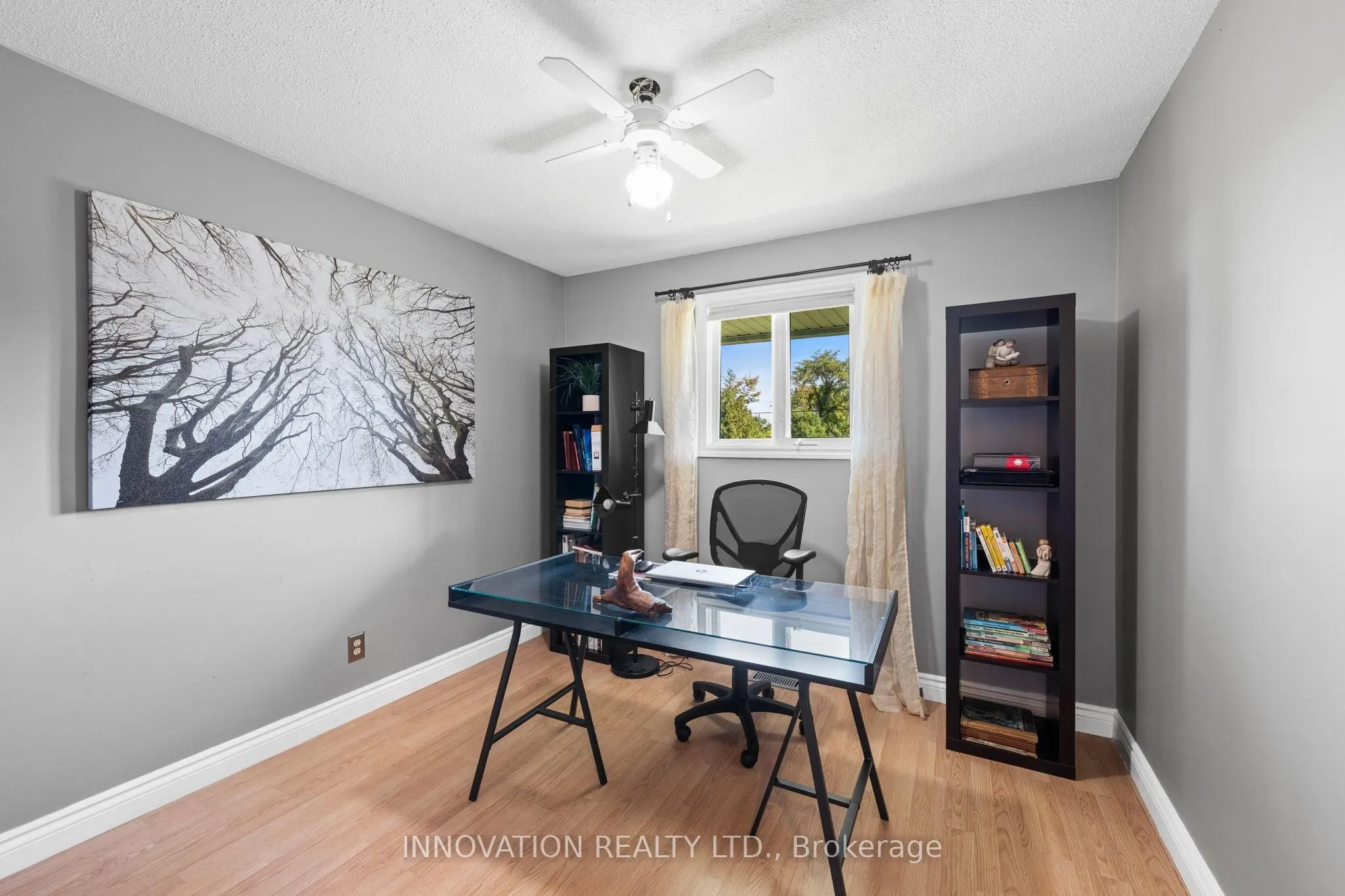 4001 Dunrobin Road