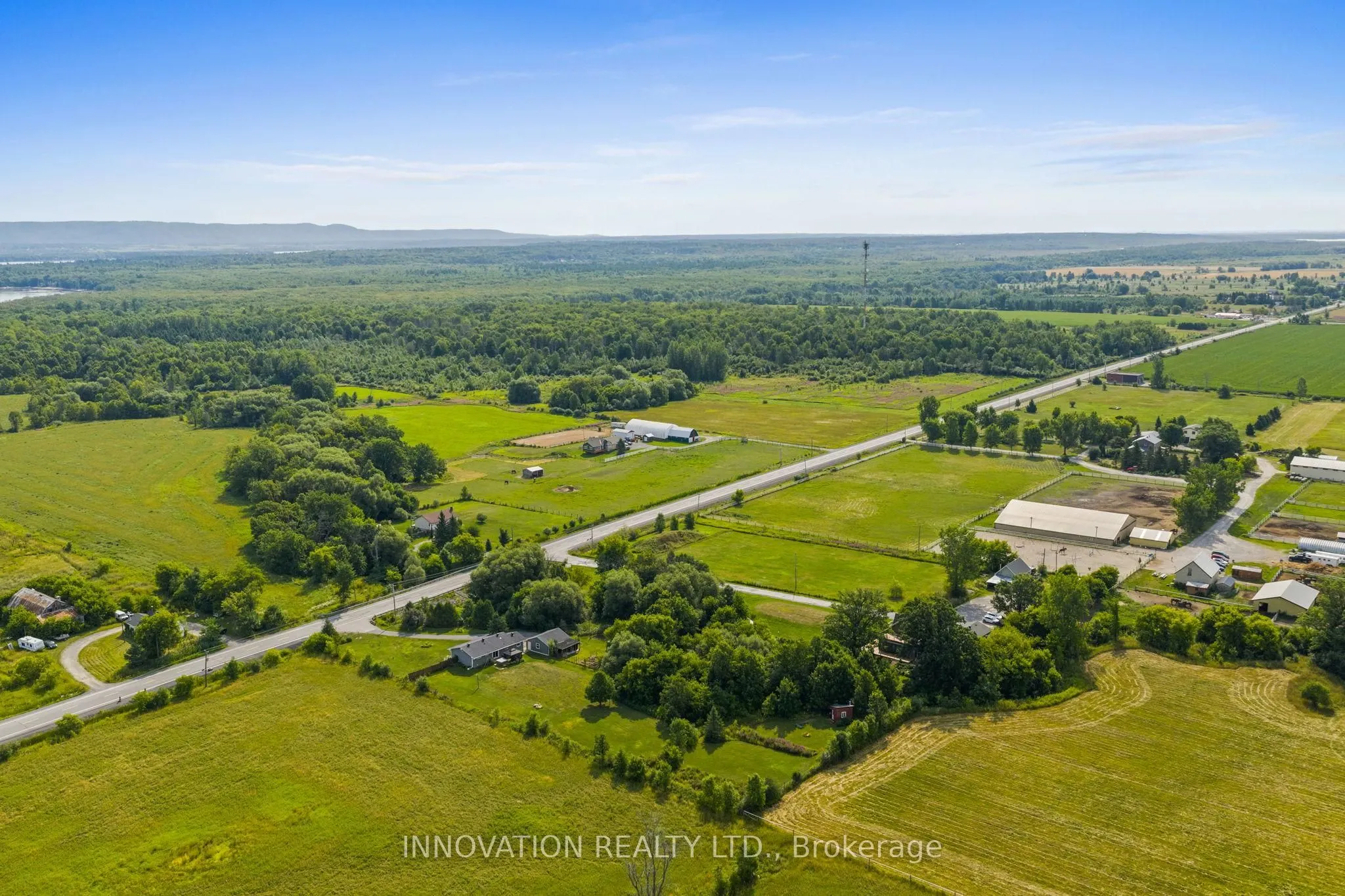 4001 Dunrobin Road