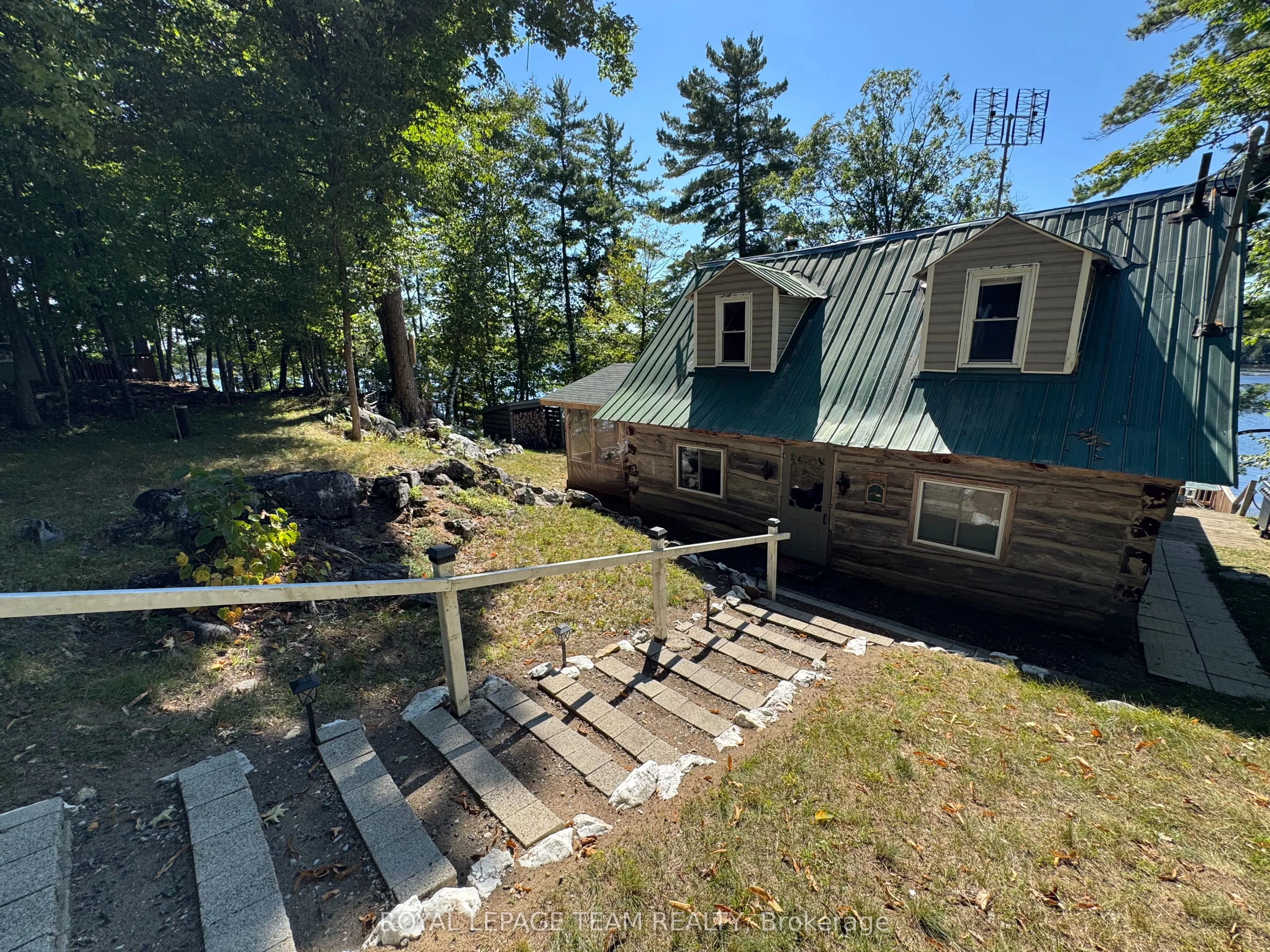 429 Hardwood Ridge Road W