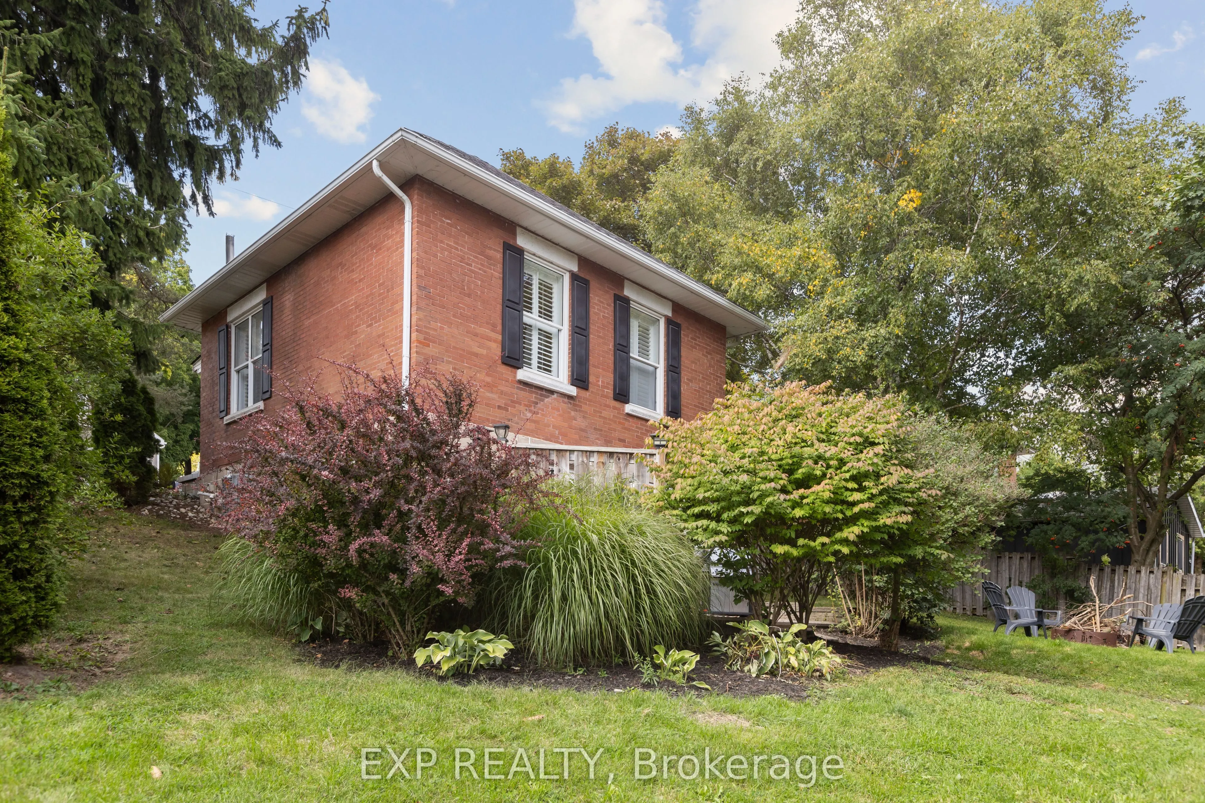 400 St. Patrick Street E