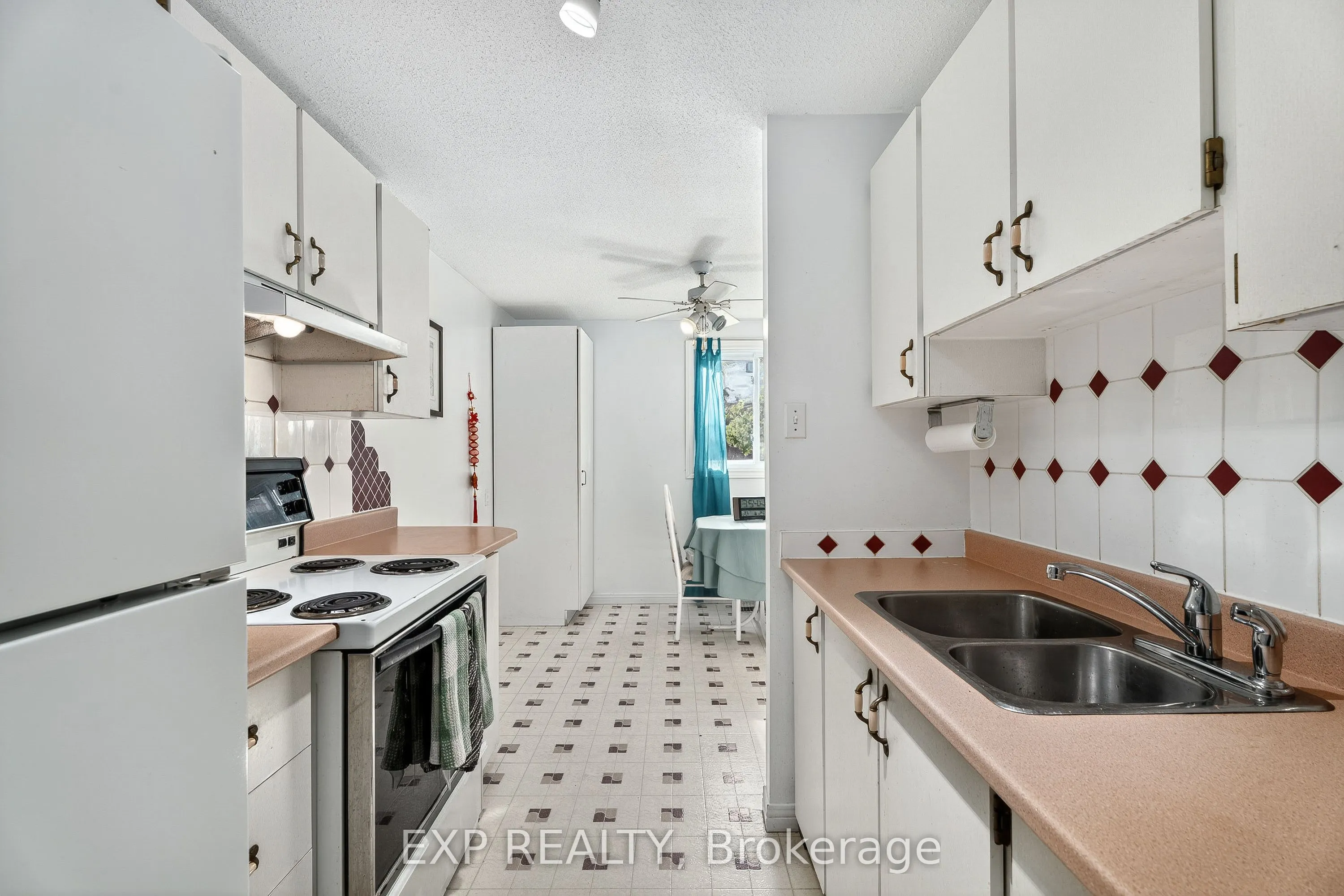 8 Sherway Drive, #81