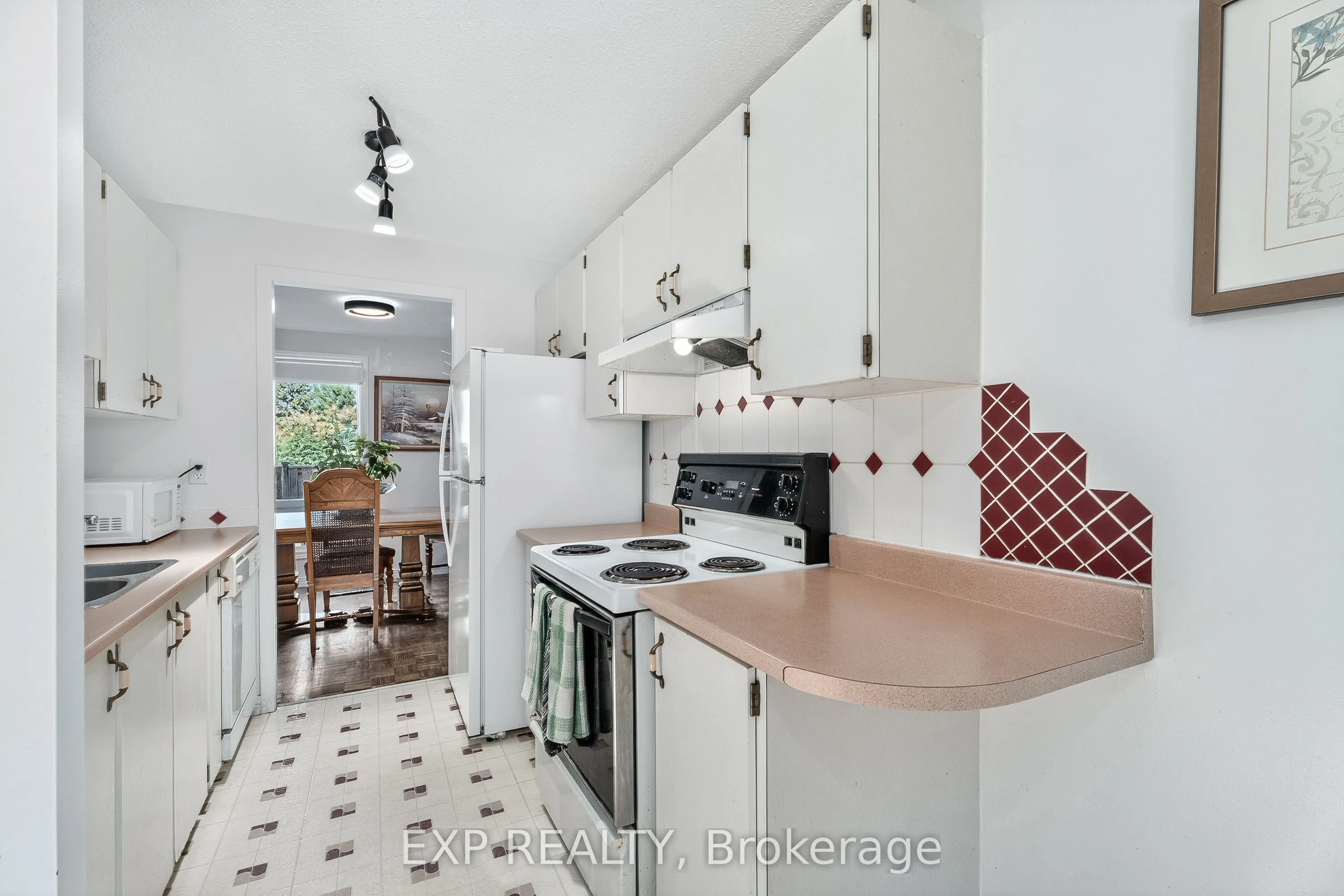 8 Sherway Drive, #81
