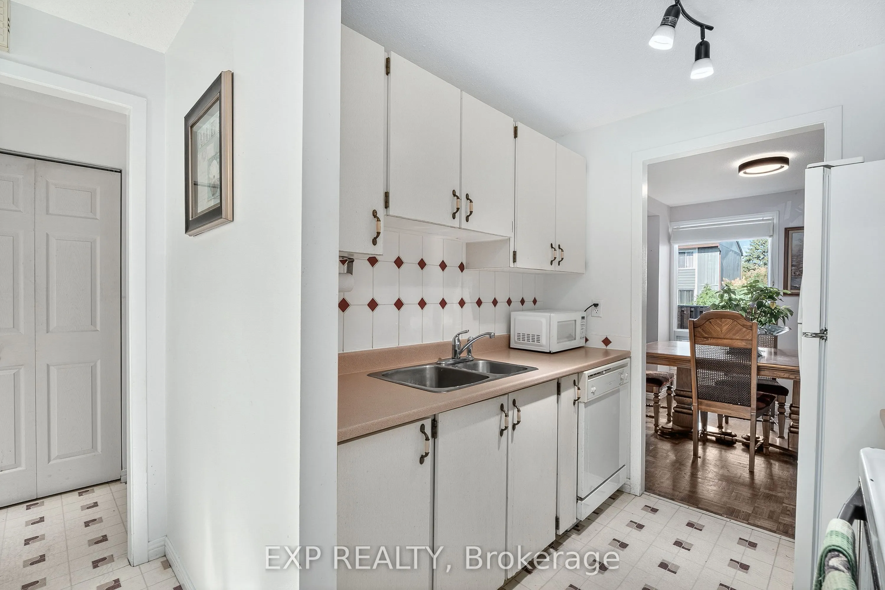 8 Sherway Drive, #81