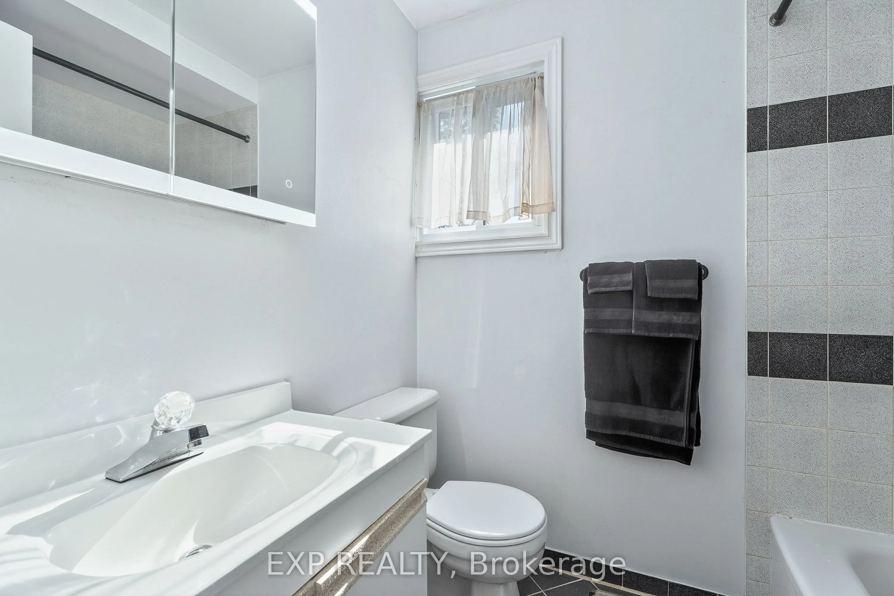 8 Sherway Drive, #81