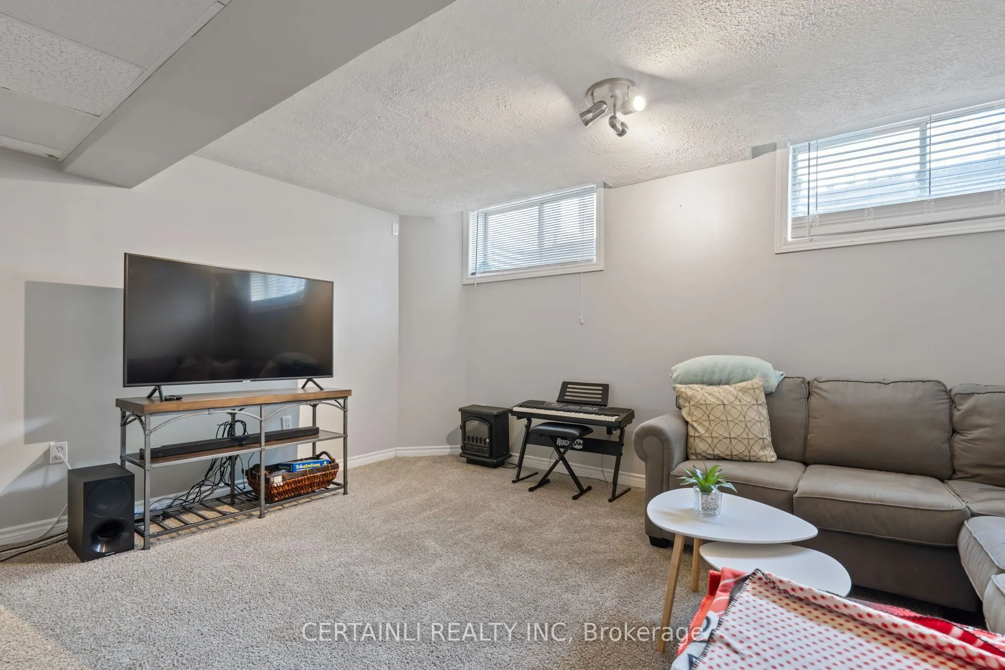 583 Fieldgate Circle