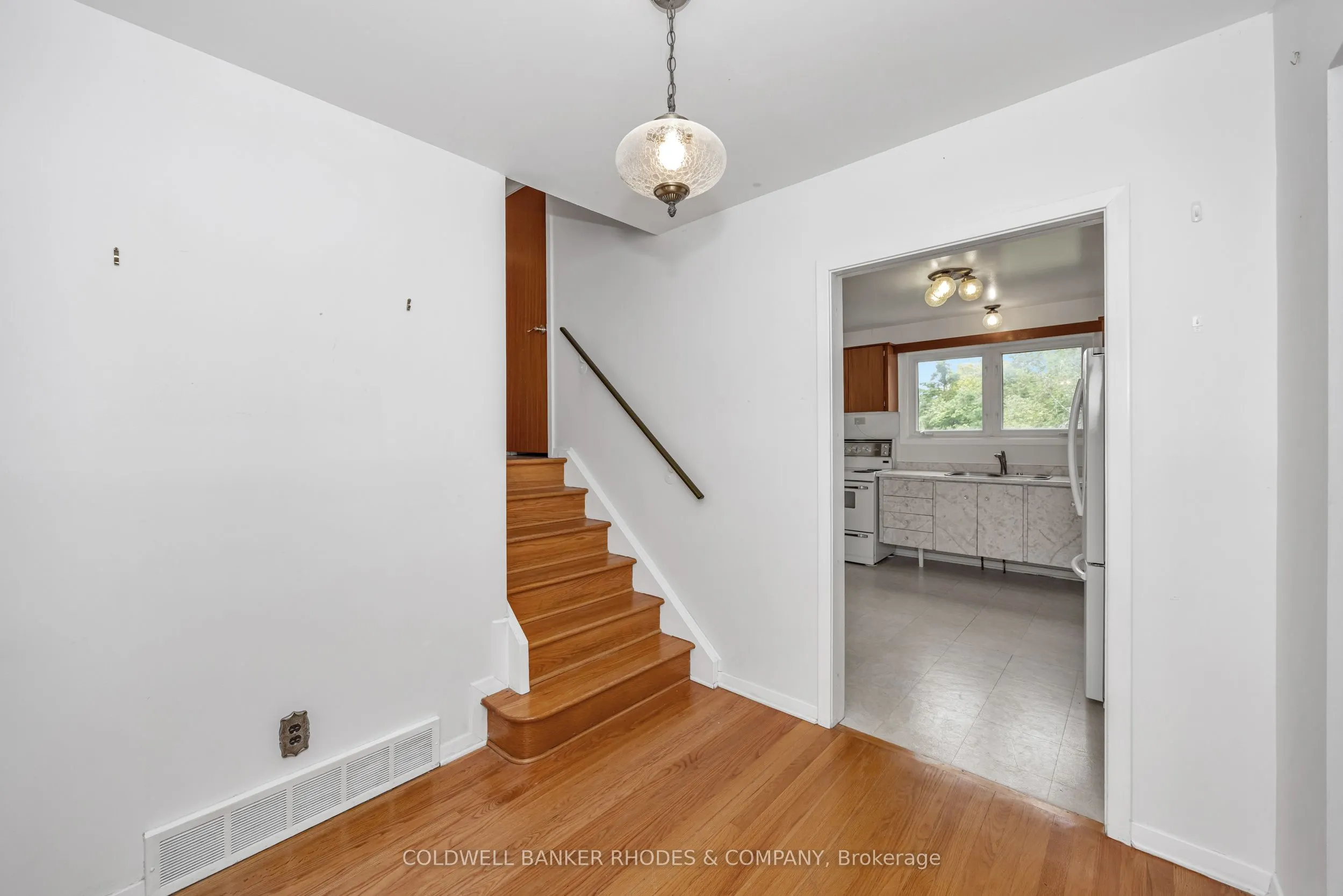 2687 Basswood Crescent