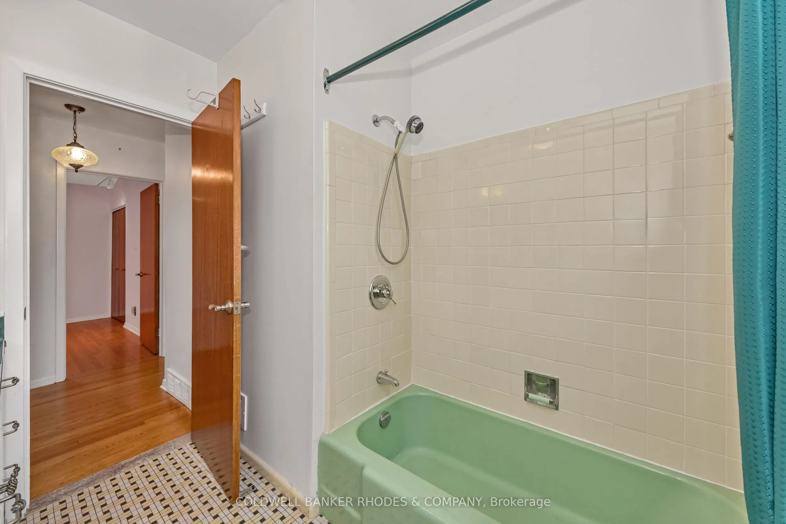 2687 Basswood Crescent
