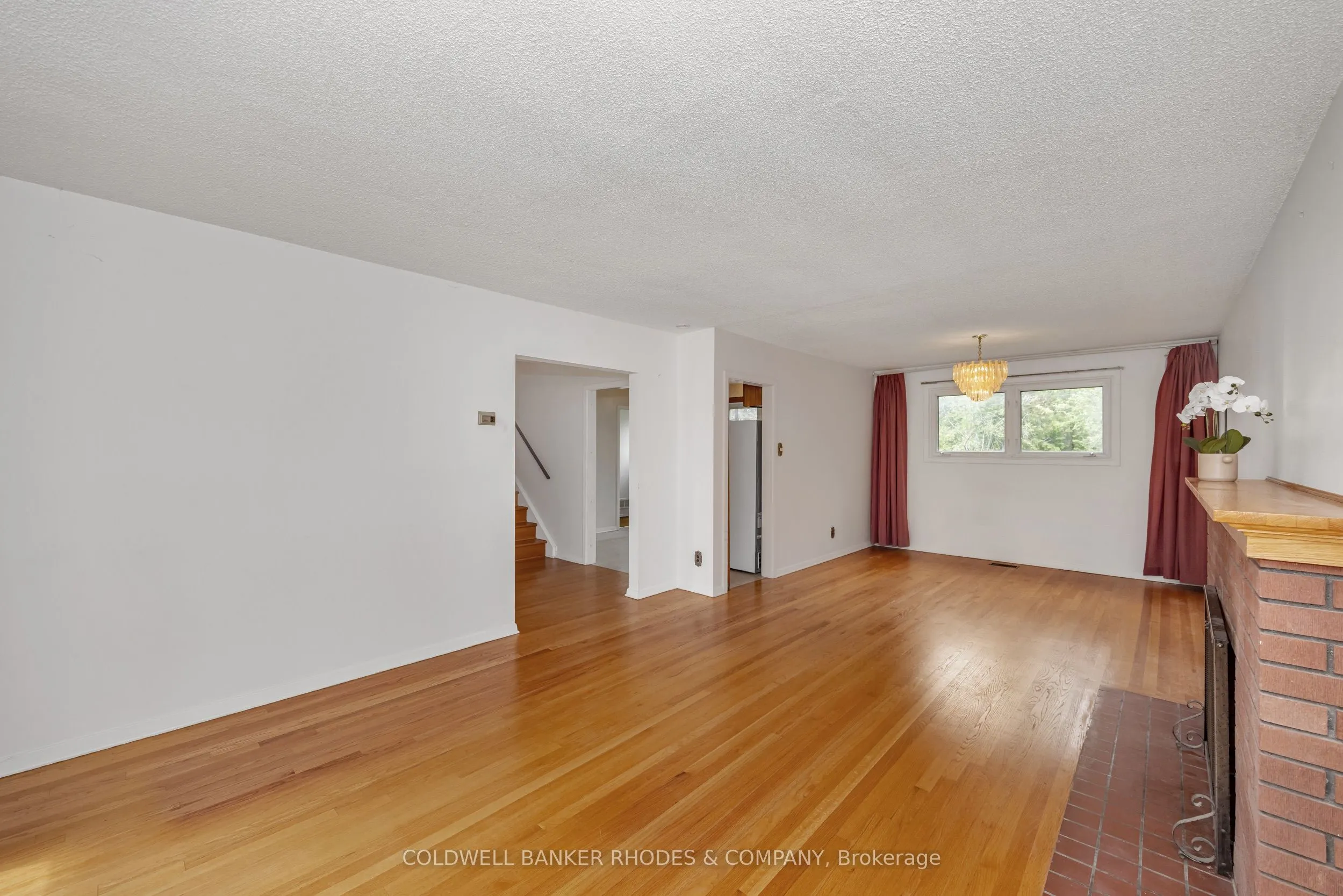2687 Basswood Crescent