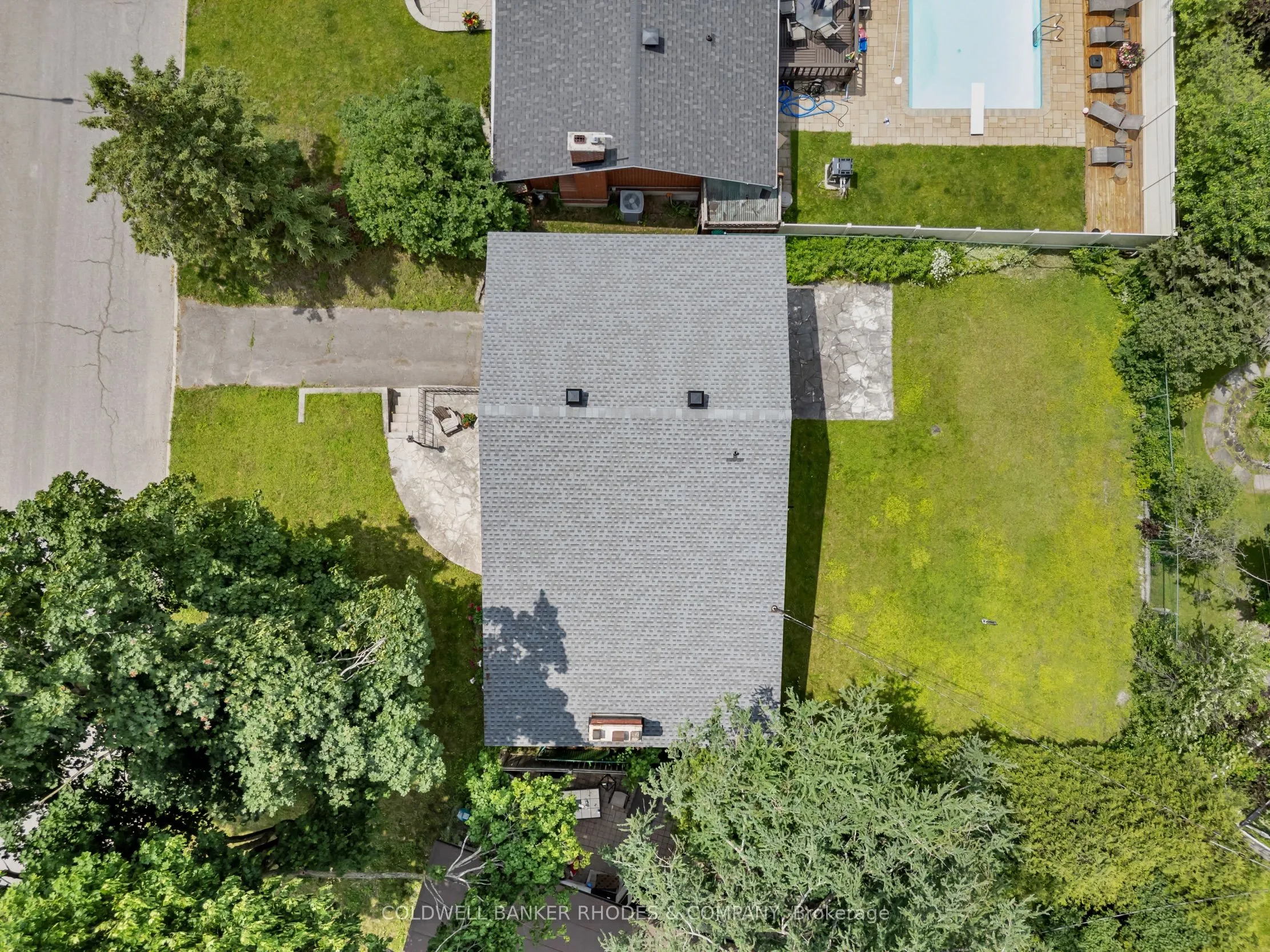 2687 Basswood Crescent