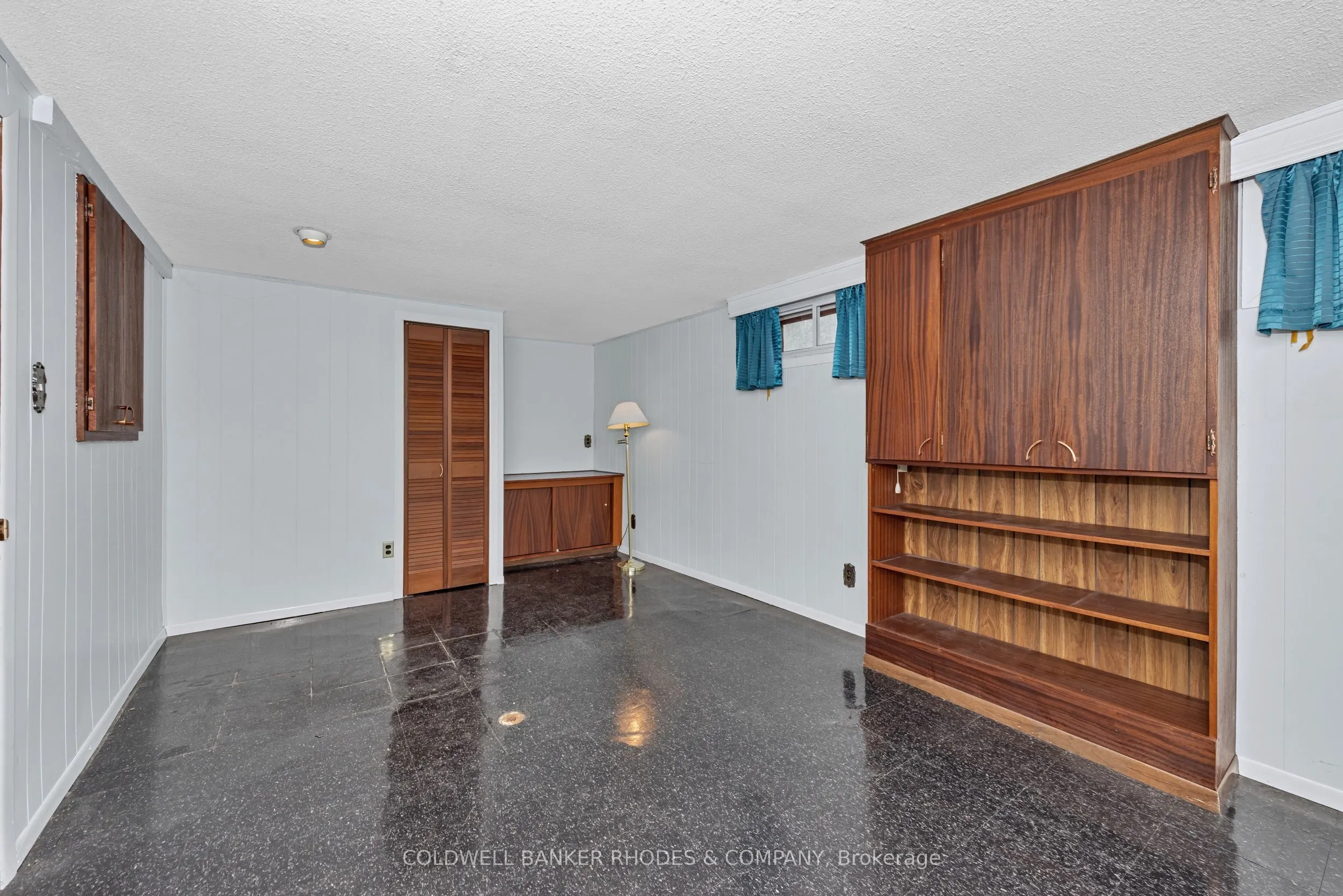 2687 Basswood Crescent