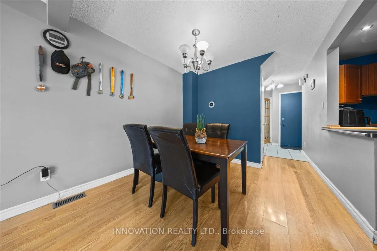 82 Stokes Crescent E, #41
