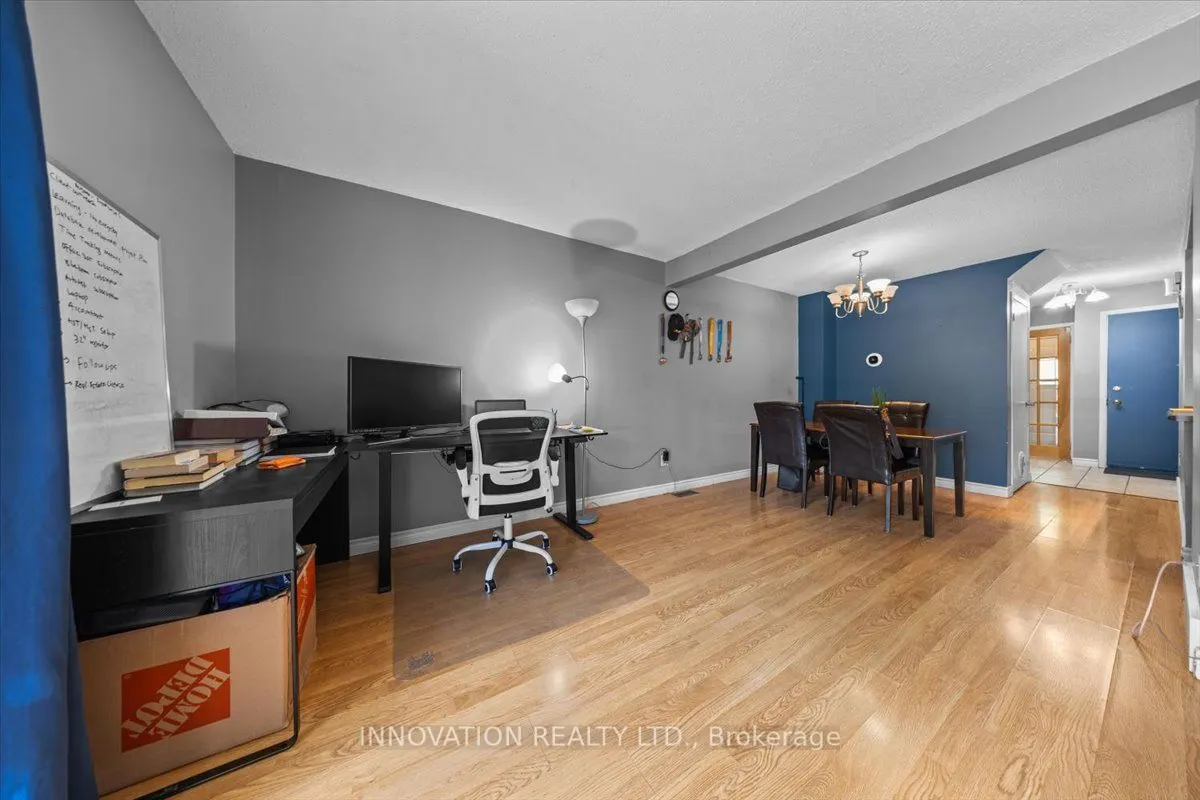 82 Stokes Crescent E, #41