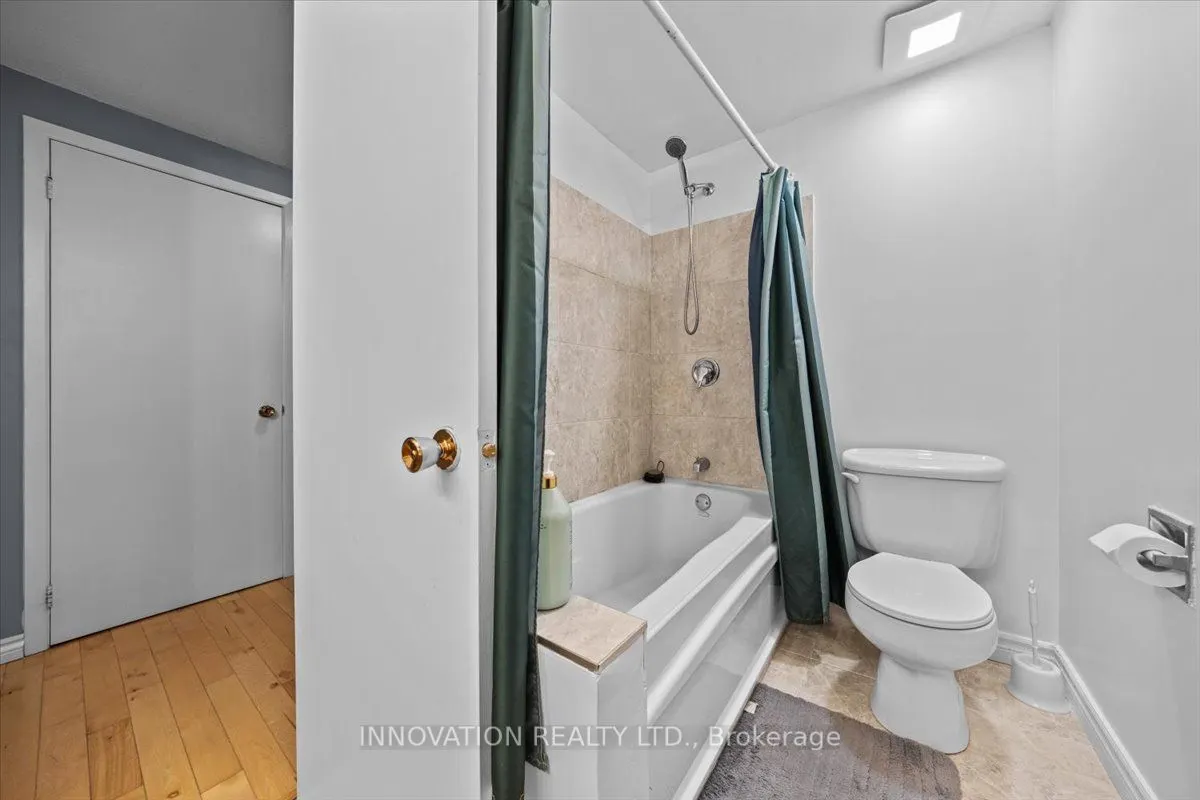 82 Stokes Crescent E, #41