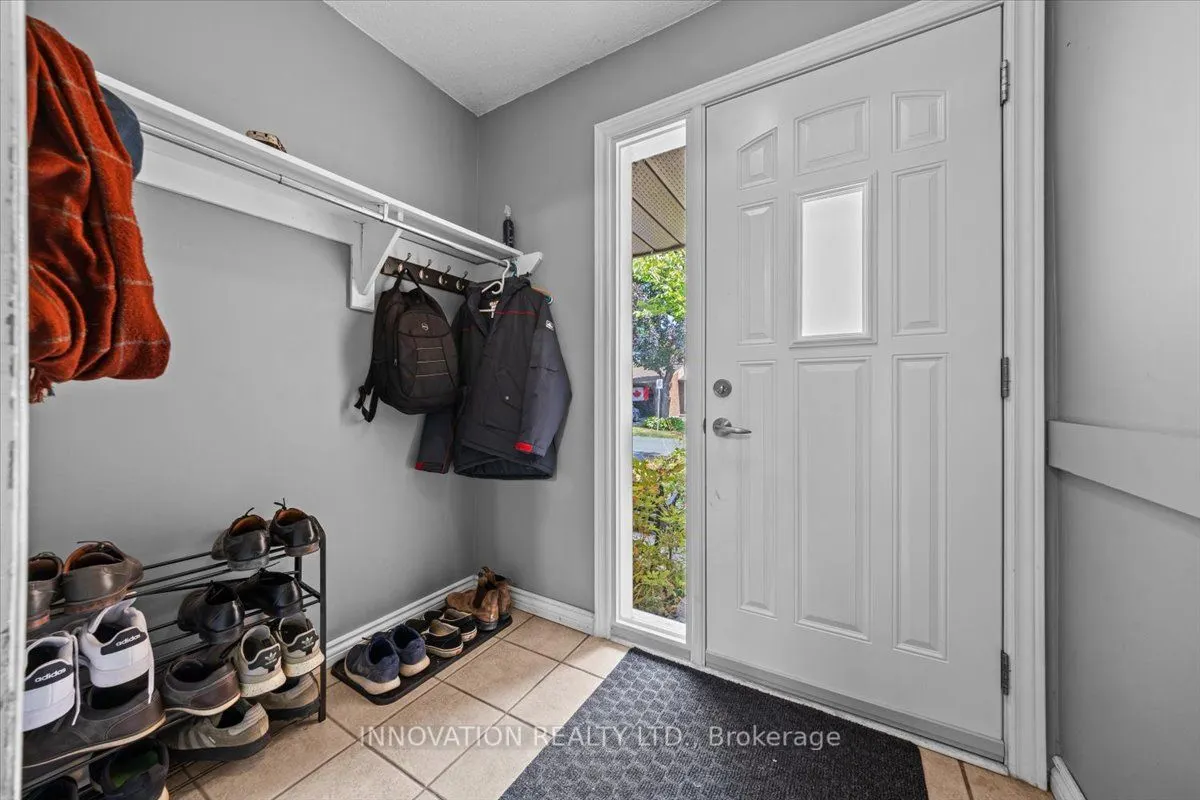 82 Stokes Crescent E, #41