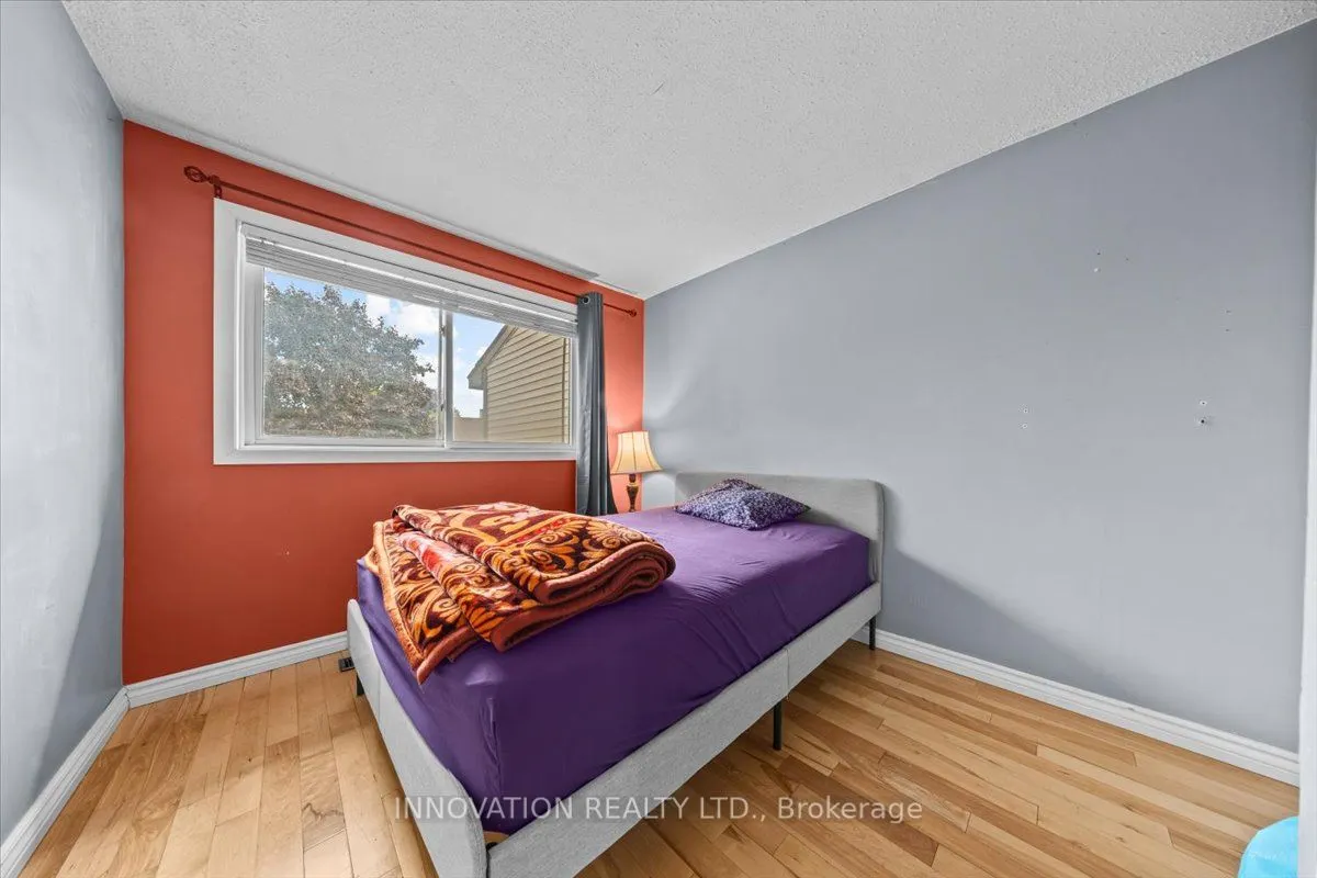 82 Stokes Crescent E, #41