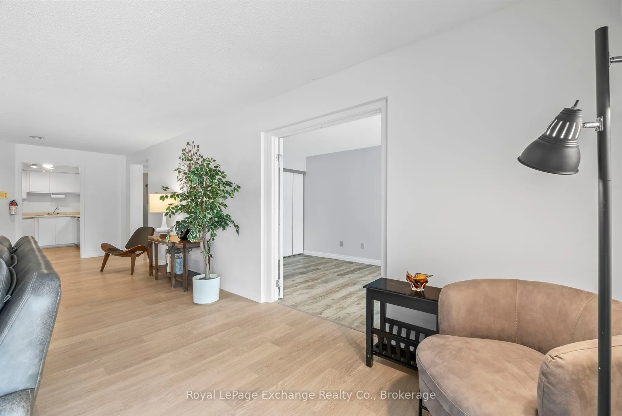 200 Harbour Street, #202