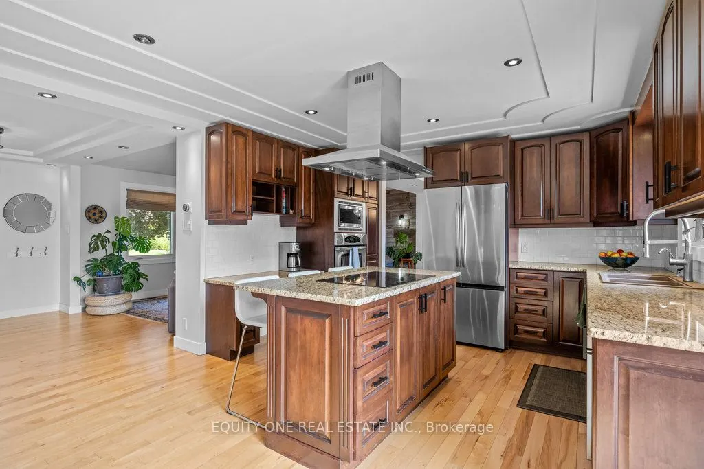 7038 Quinnfield Way